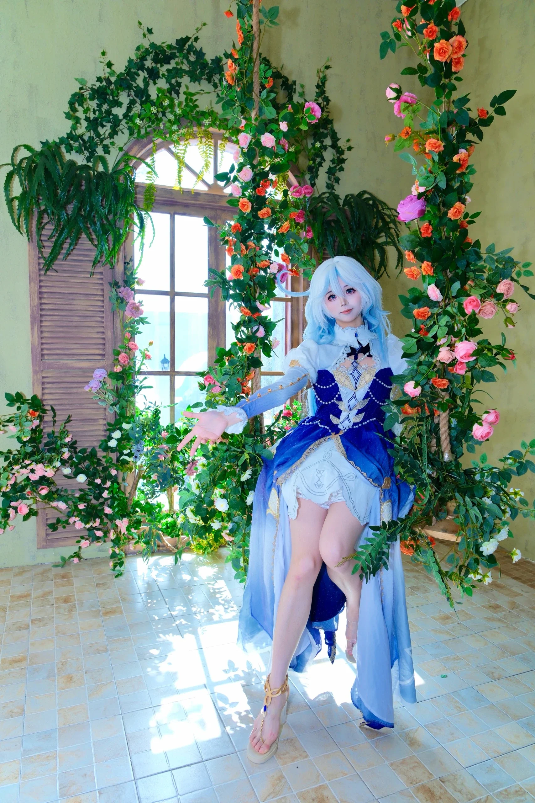 [Furina cosplay] Blue Waltz in the Greenhouse - Image 3