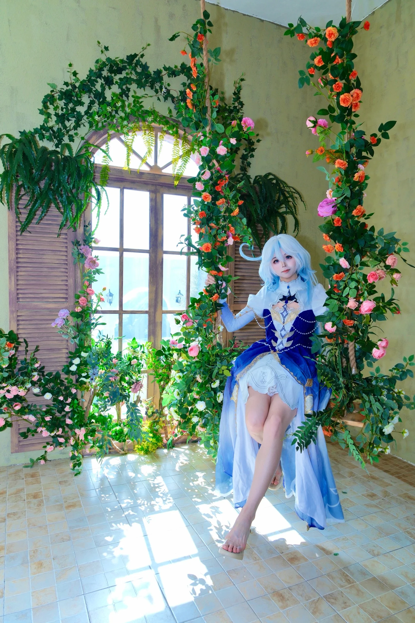 [Furina cosplay] Blue Waltz in the Greenhouse - Image 4
