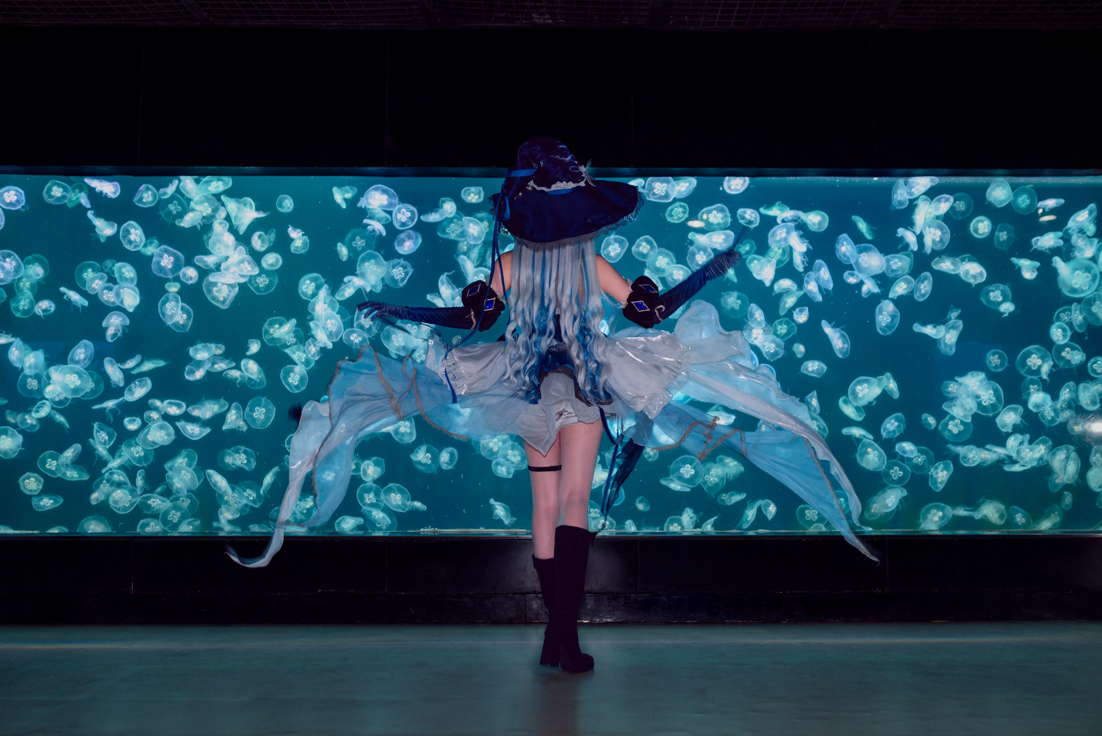 【芙宁娜cos】原神水族馆私设深海魔女 - 第 5 张
