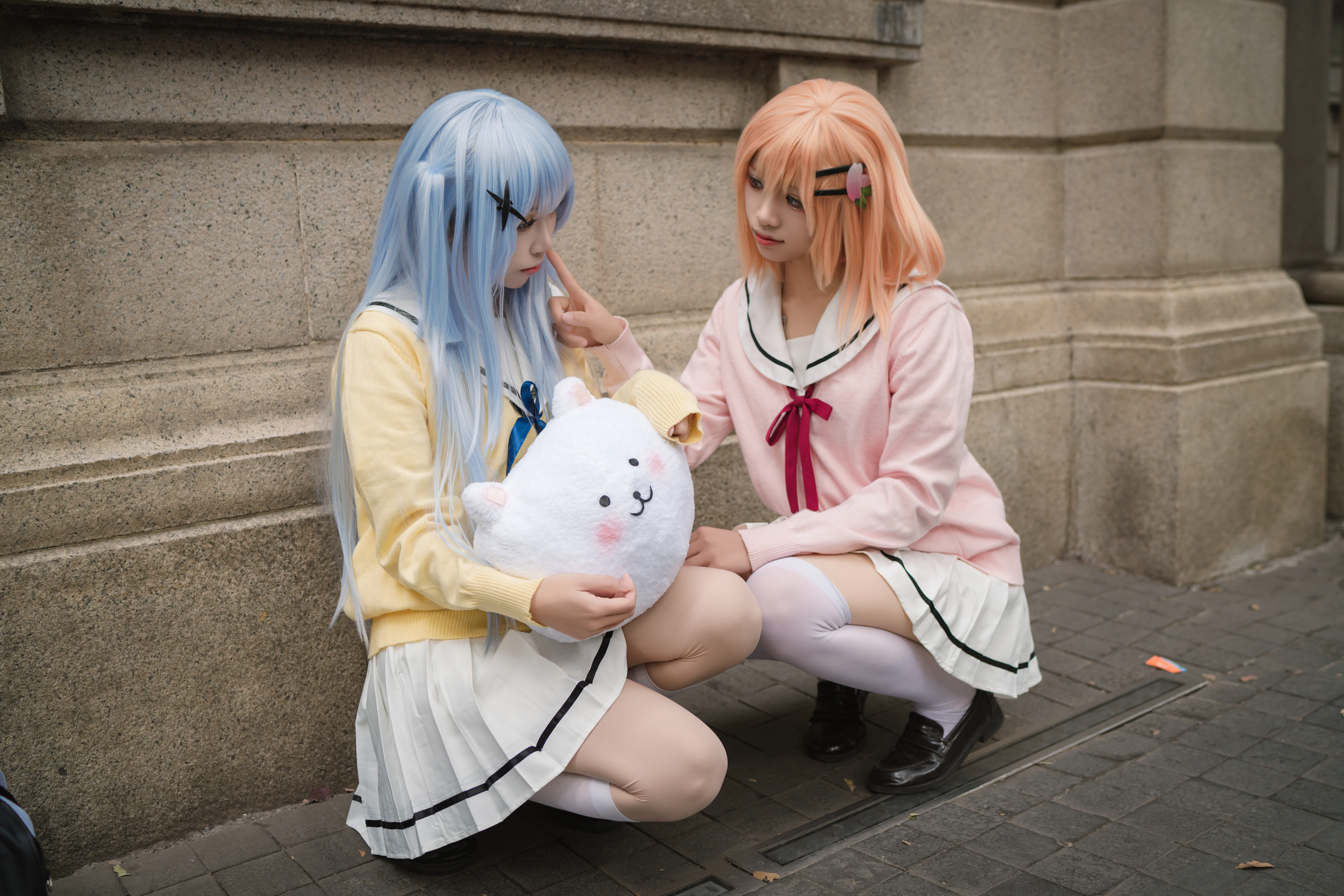 [Chino Kafu and Cocoa Hoto Cosplay] A Moe-Style Healing Moment in the World of "Is the Order a Rabbit?"