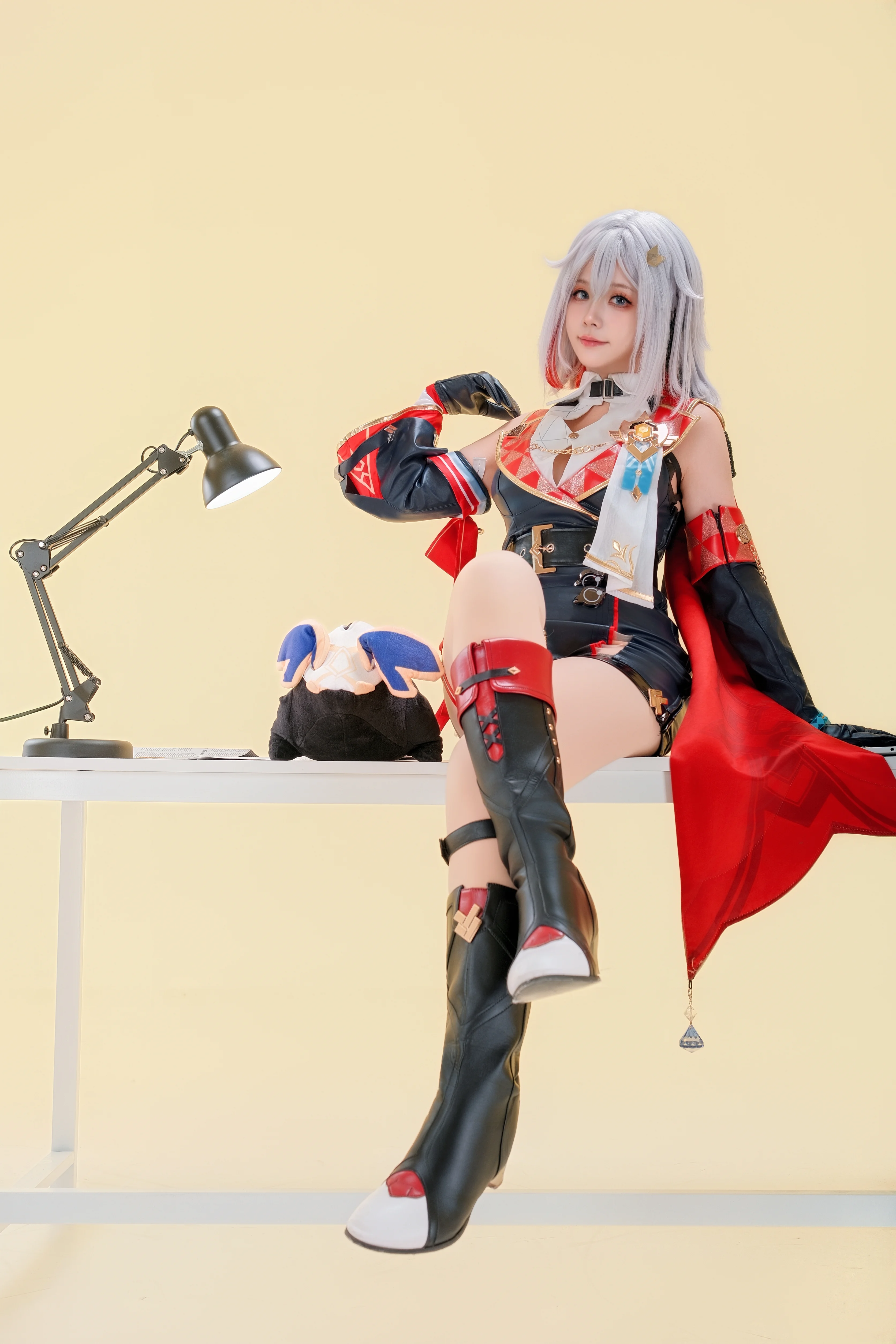 【托帕cos】崩坏星穹铁道星际和平公司总监的日常 - 第 5 张