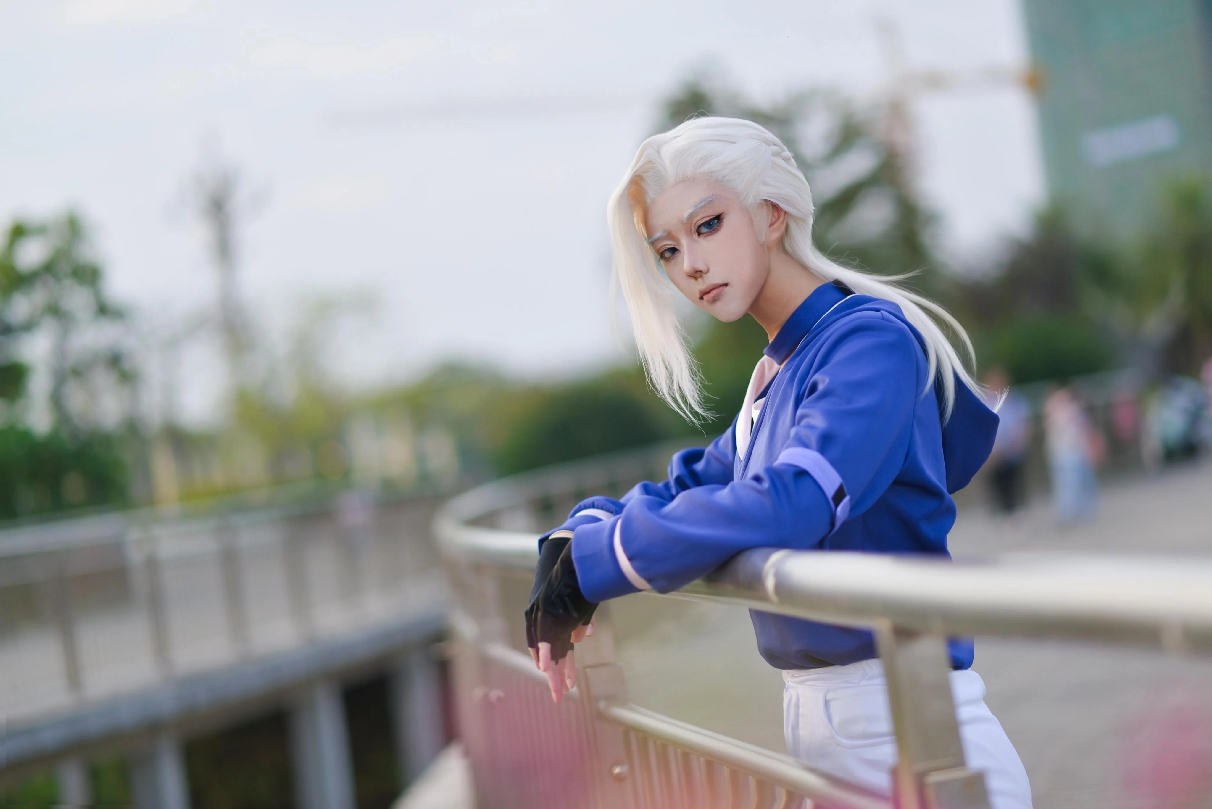 【鹿野cos】罗小黑战记2，蓝白道服里的冷冽战意 - 第 4 张