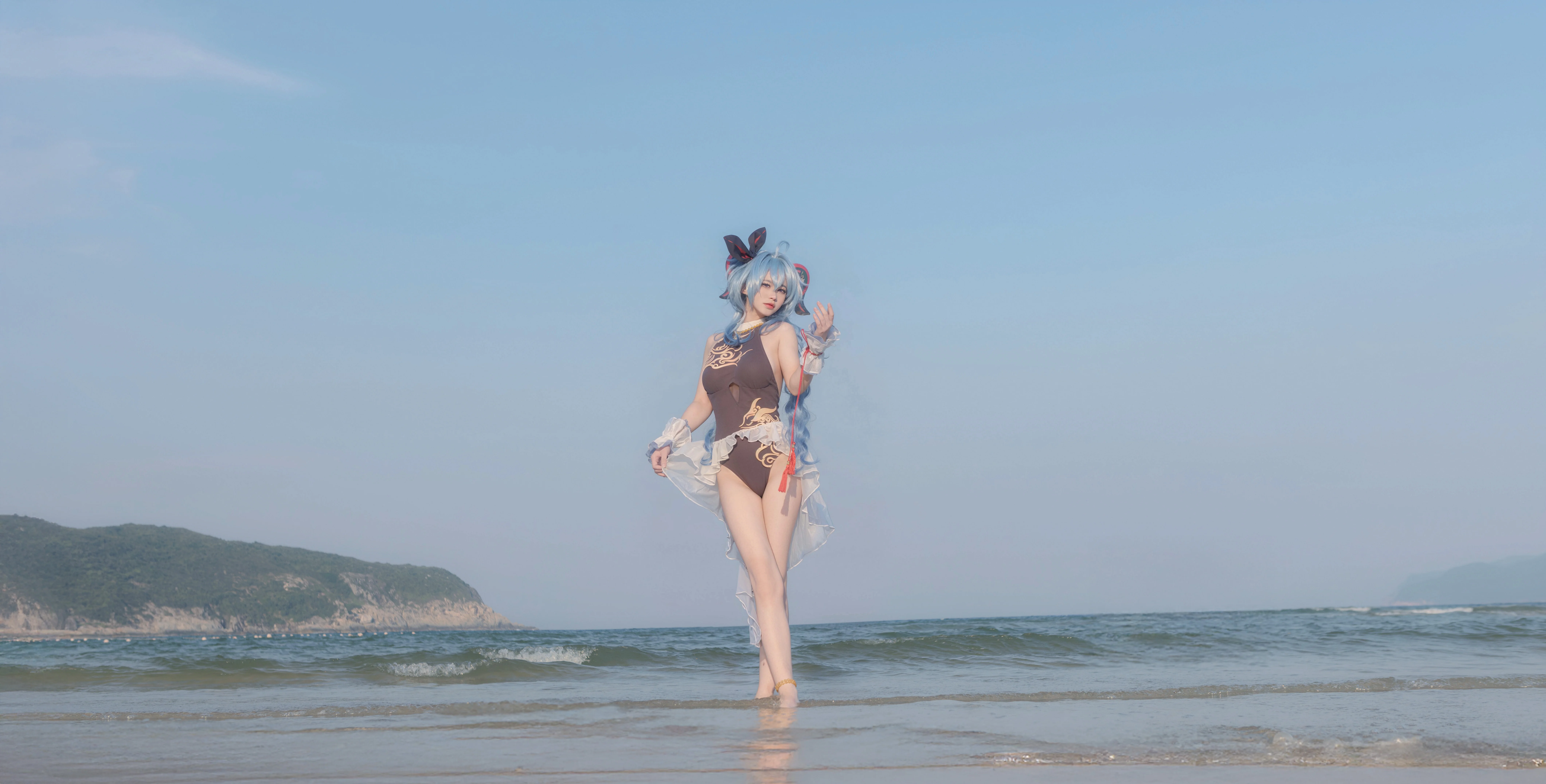 【甘雨cos】原神的海边假日，夏日泳装甘雨 - 第 1 张