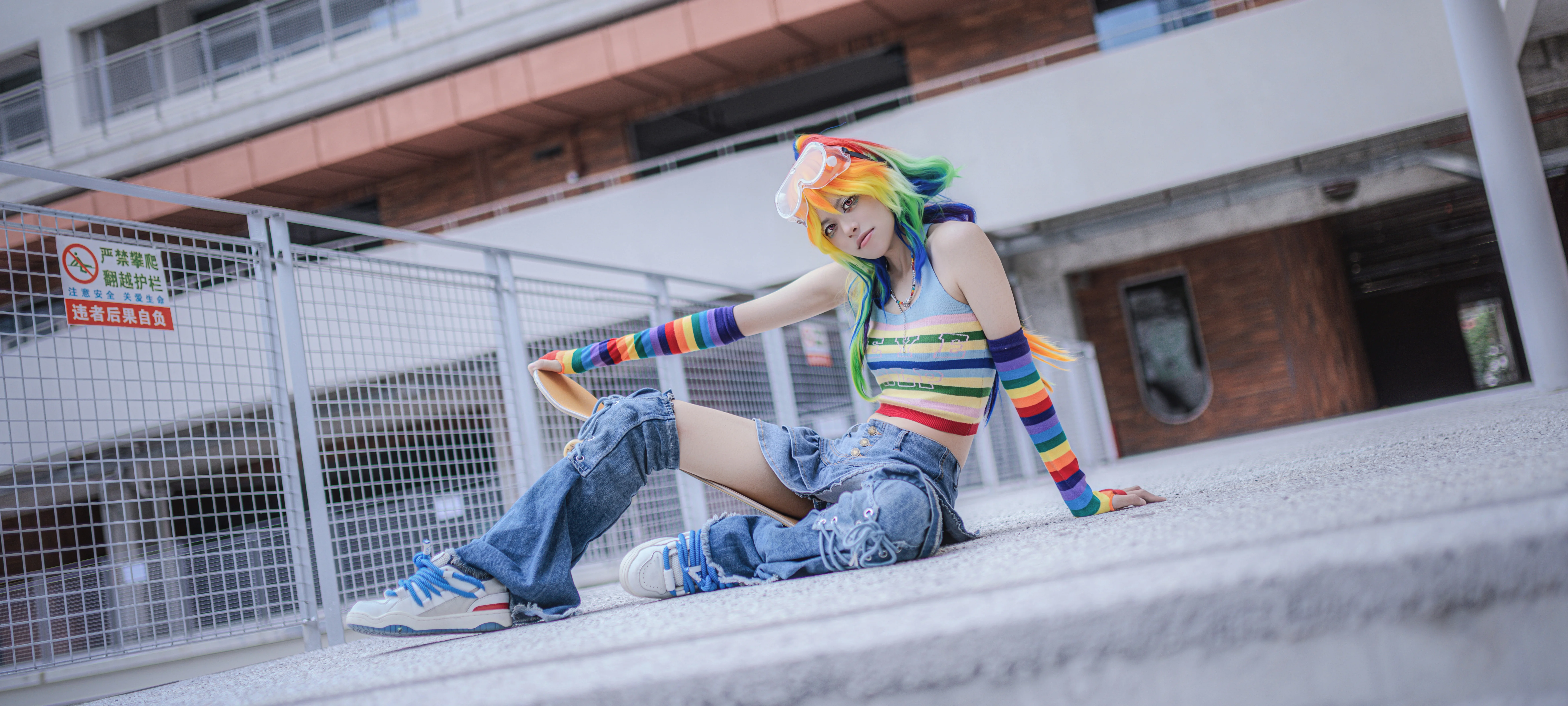【雲寶黛西cos】小馬寶莉擬人造型，街頭滑板風的酷颯呈現 - 第 1 張