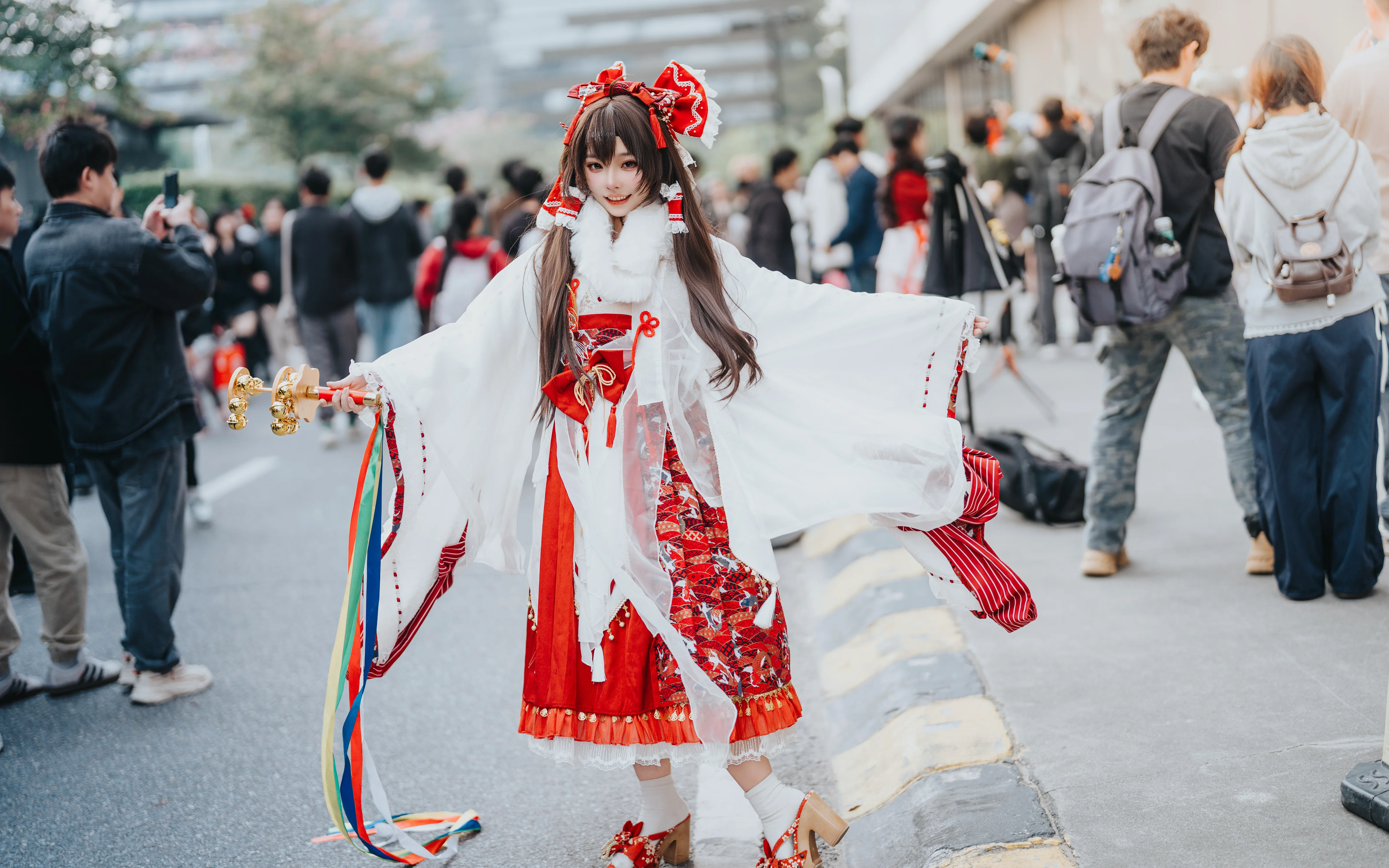 【灵梦cos】元旦萤火虫漫展的红白巫女 - 第 6 张