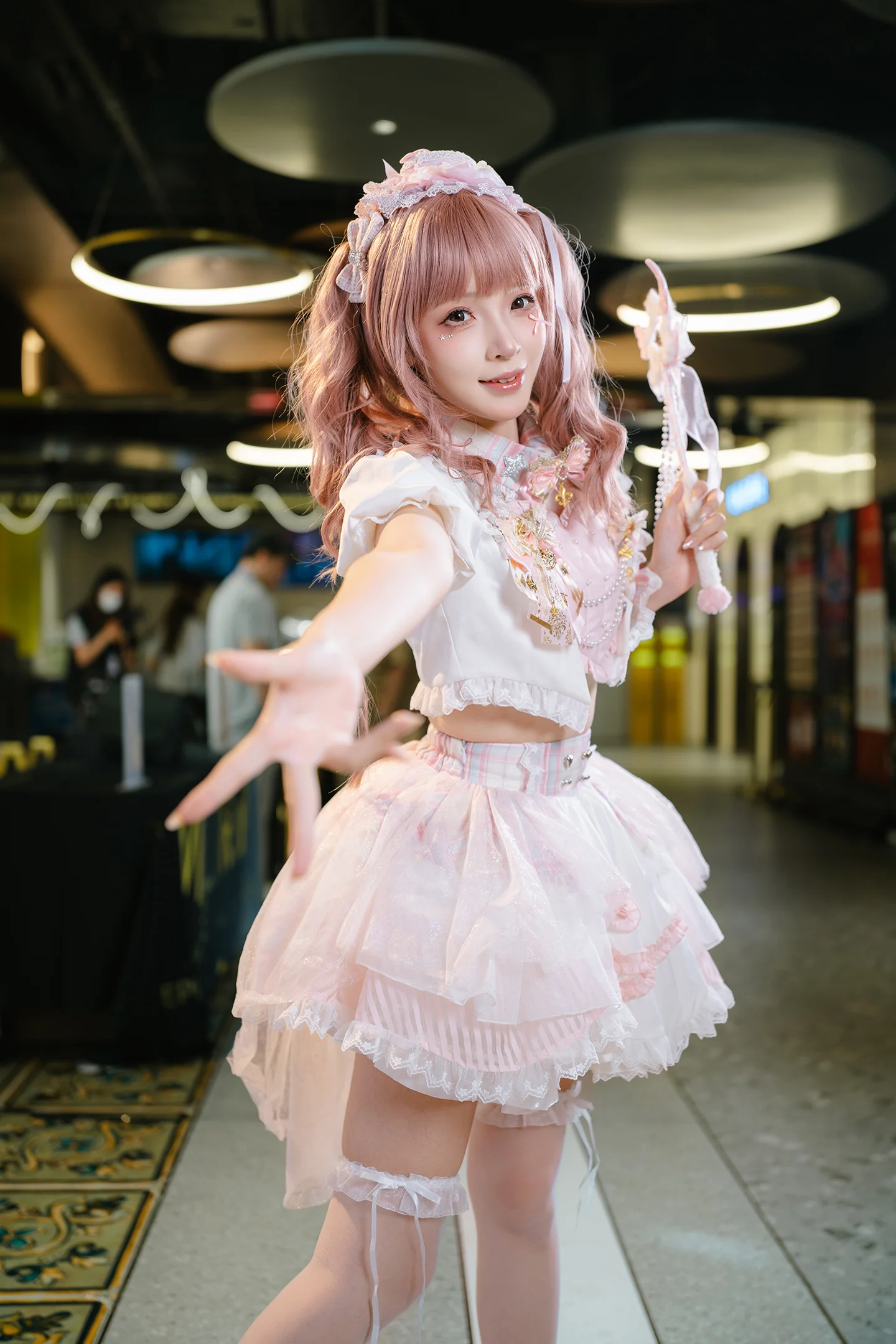 帮主办方试灯，顺便拍了几张魔法少女风