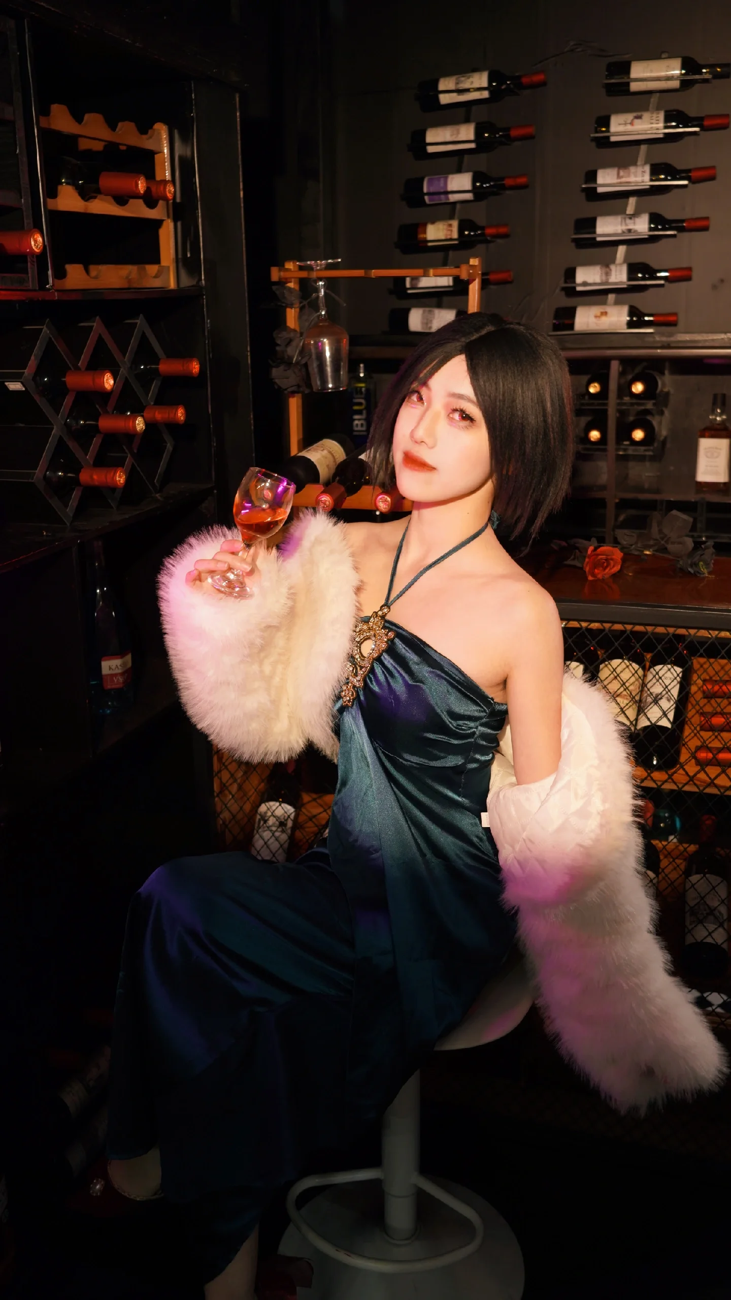 【蝰蛇cos】在瓦罗兰特的酒窖里，敬你一杯 - 第 7 张