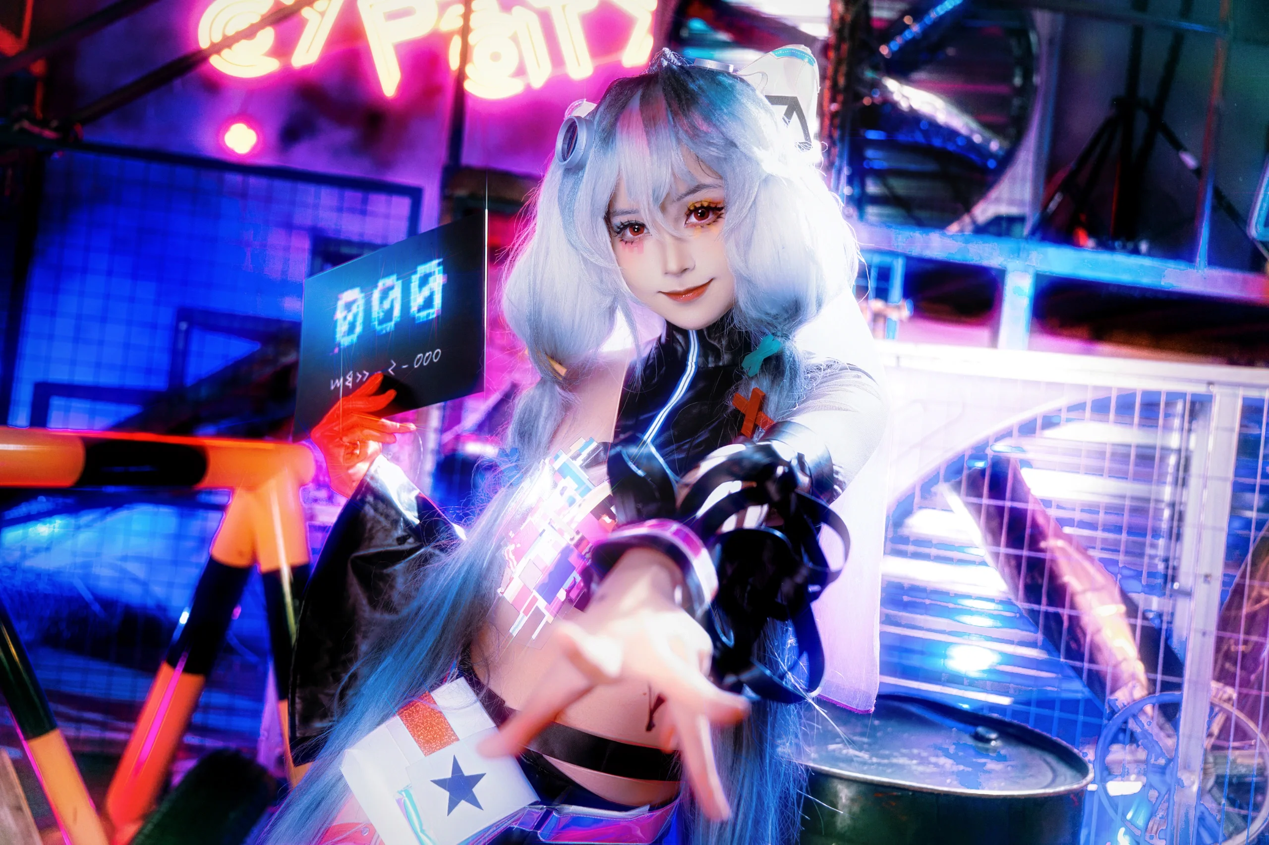 【000cos】无期迷途里的赛博电波，调色直击荧光屏 - 第 2 张
