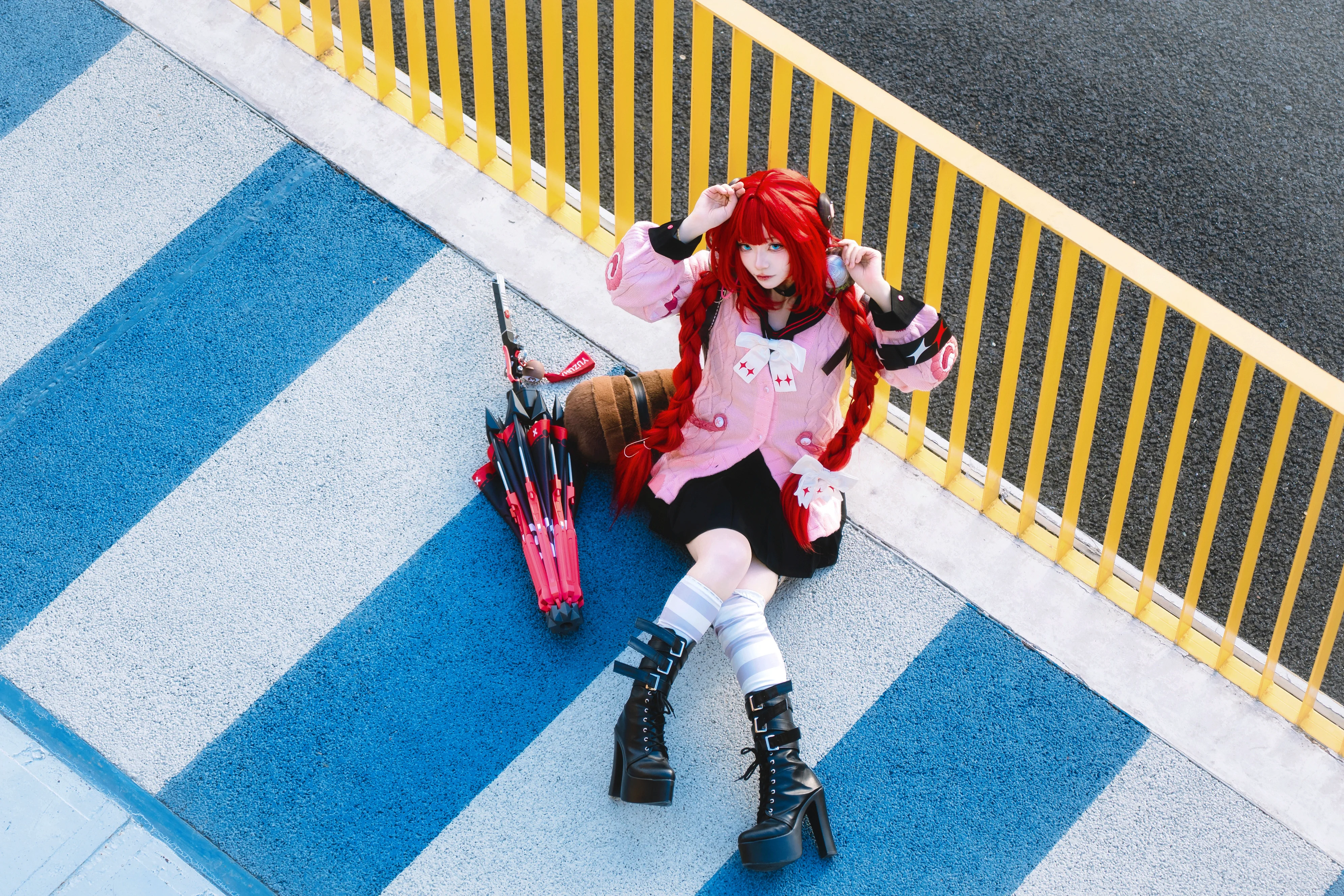 【浮波柚叶cos】绝区零的街头冒险，红发少女的日常 - 第 4 张