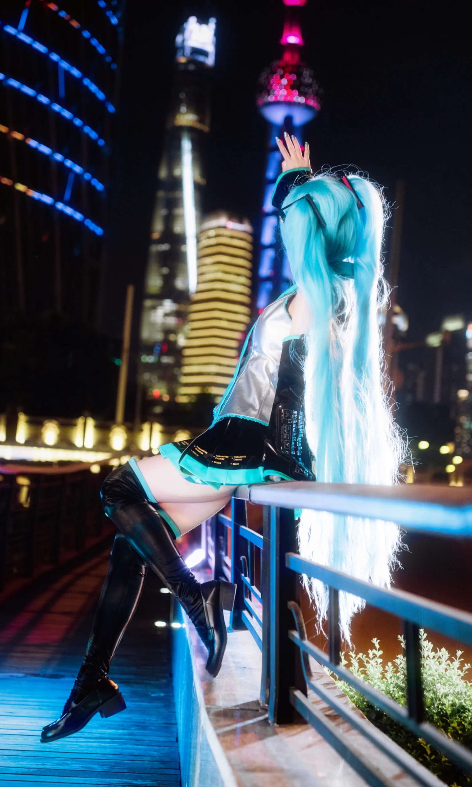 [Hatsune Miku cosplay] VOCALOID Night Neon, Jiulong Road Urban Roaming - Image 5