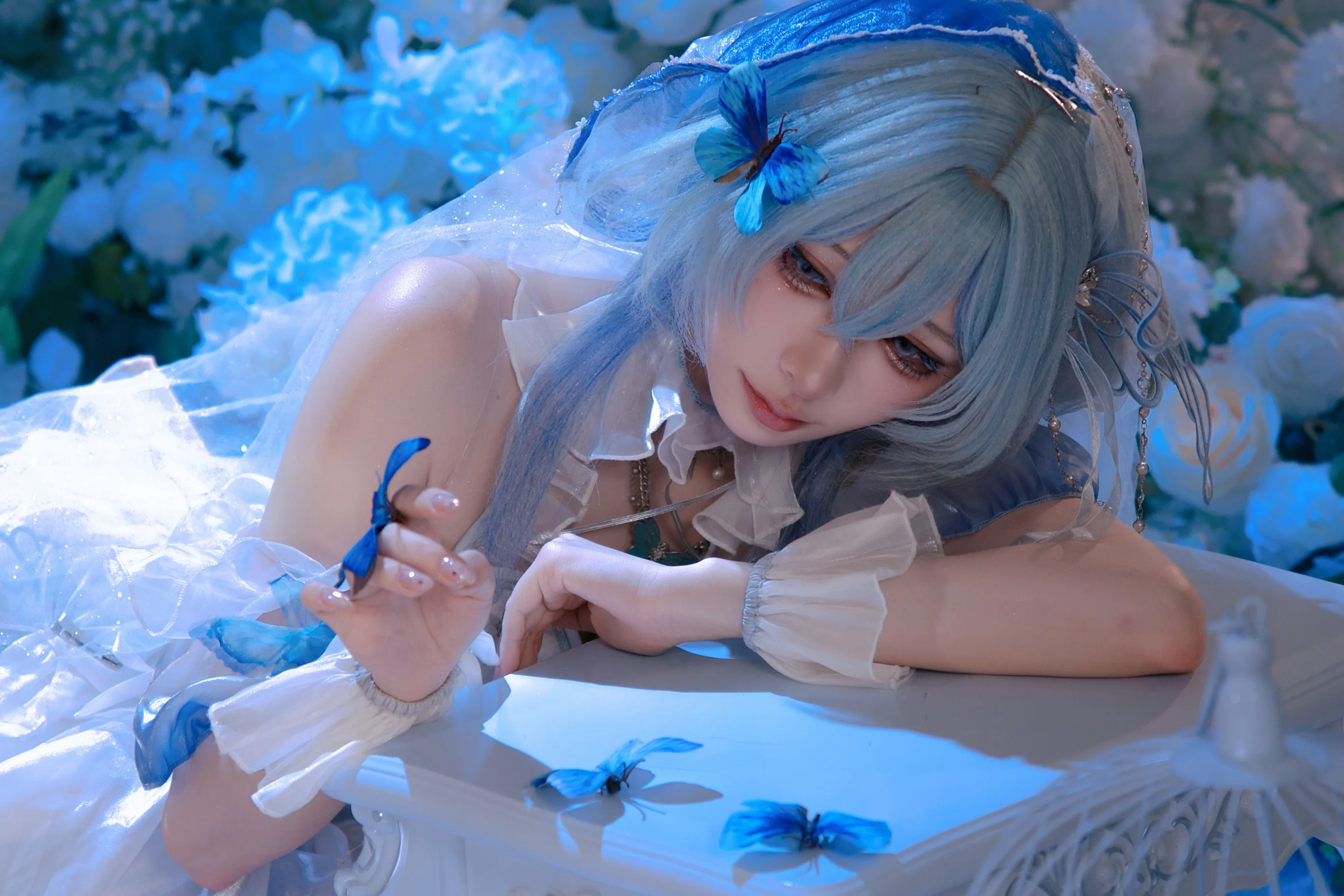 【守岸人cos】行至海岸尽头，鸣潮中的静谧蓝白梦境 - 第 3 张