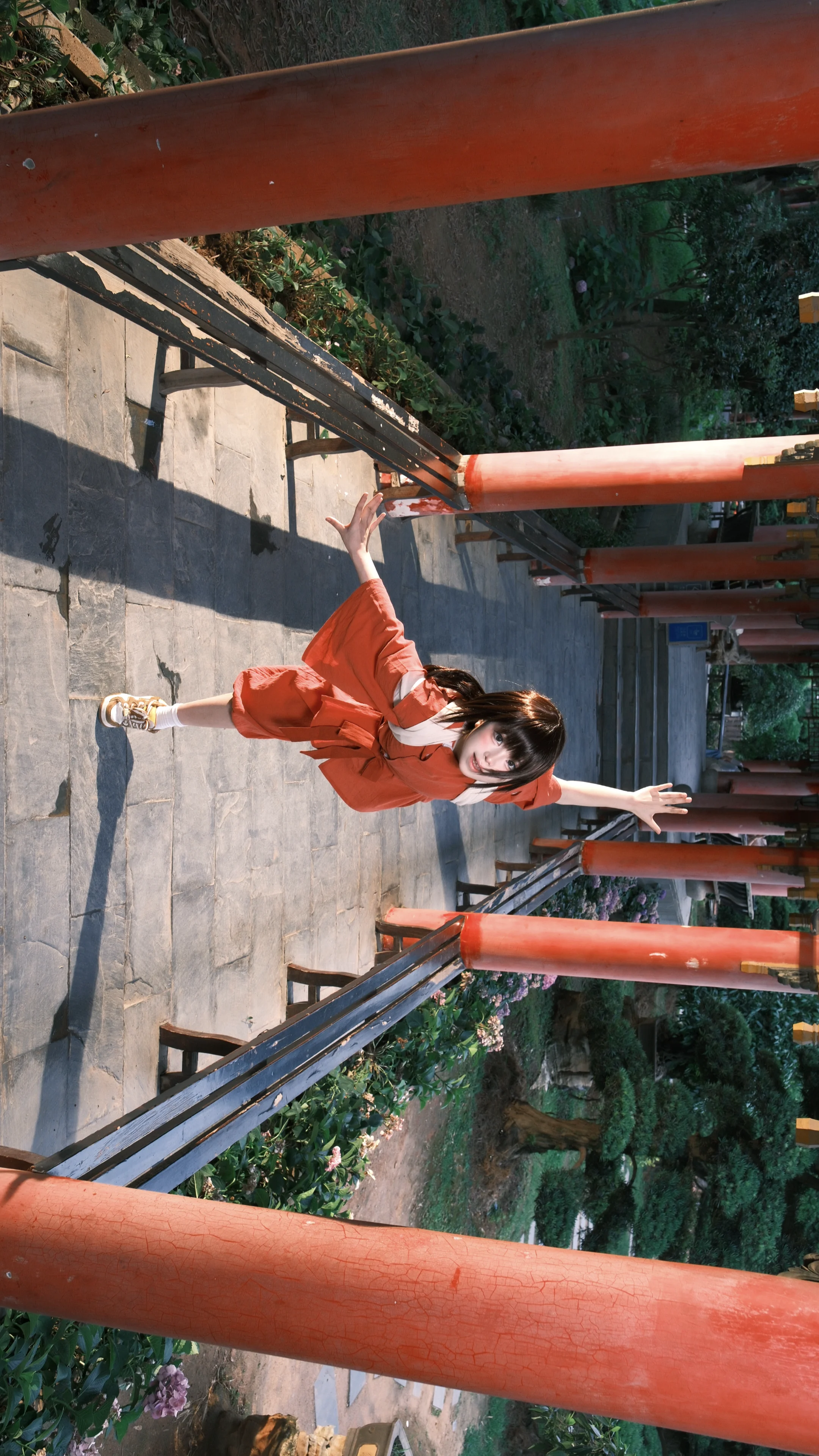 【千尋コスプレ】神々の世界へと足を踏み入れた、あの夏