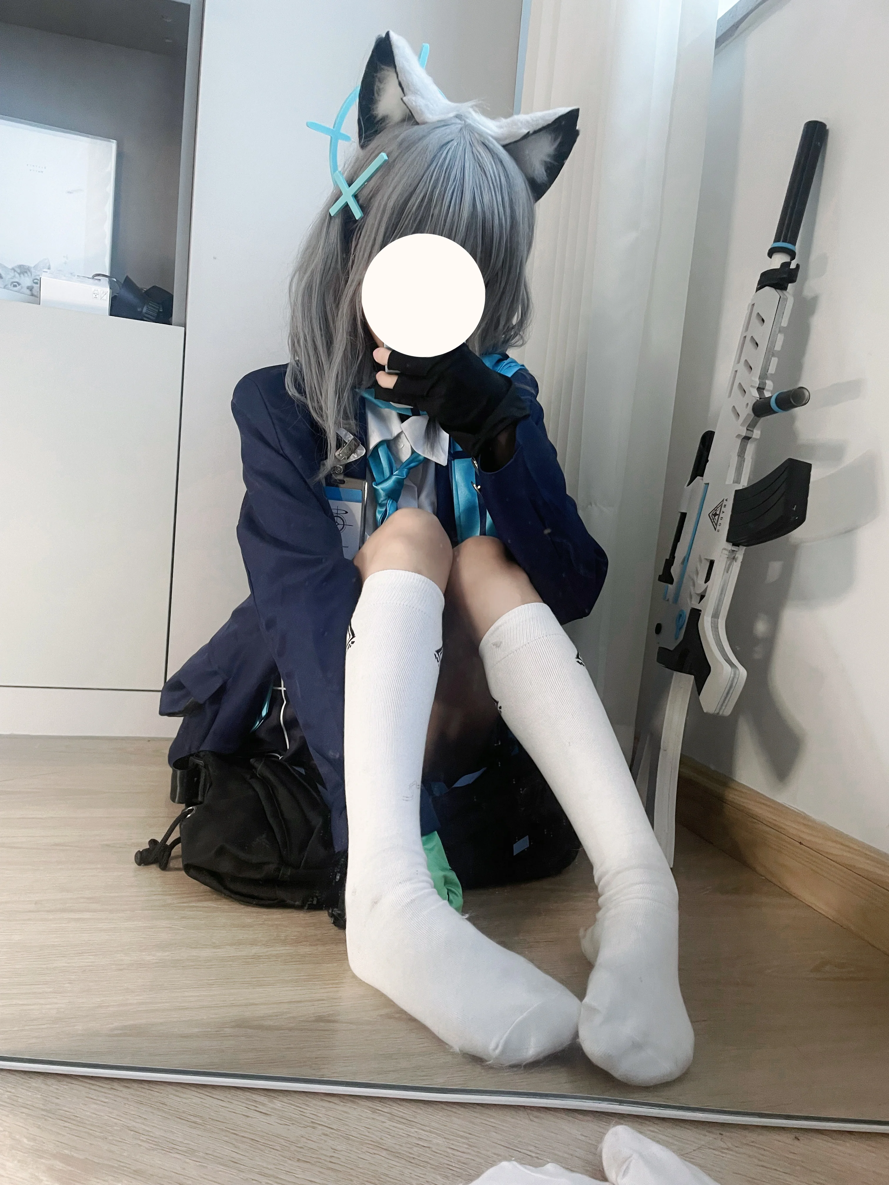 【砂狼白子cos】蔚蓝档案的战术少女日常对镜拍 - 第 4 张