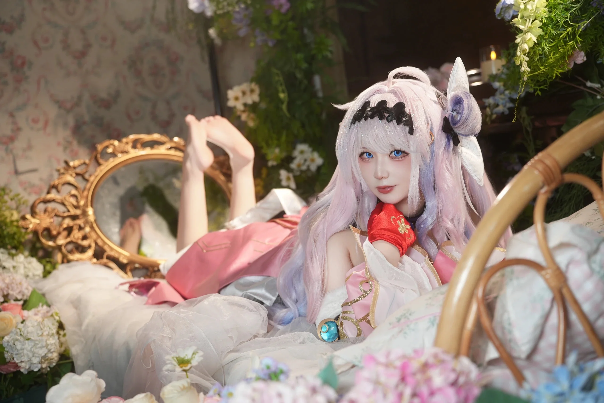 [Denia Cosplay] Vintage Light and Shadow of Wuthering Waves: Turning "Hate" into "Love" - Image 2