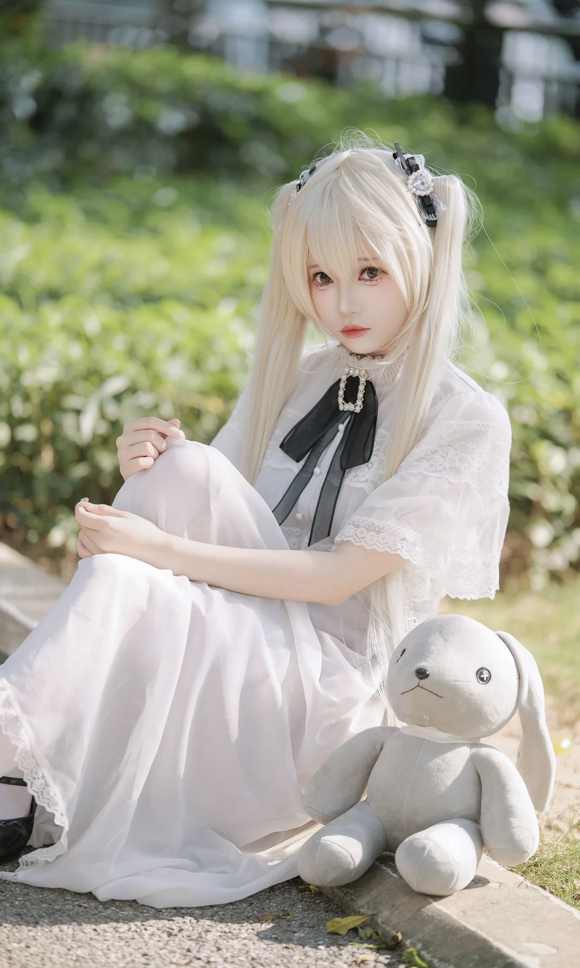 【春日野穹cos】緣之空的白裙與灰兔 - 第 1 張
