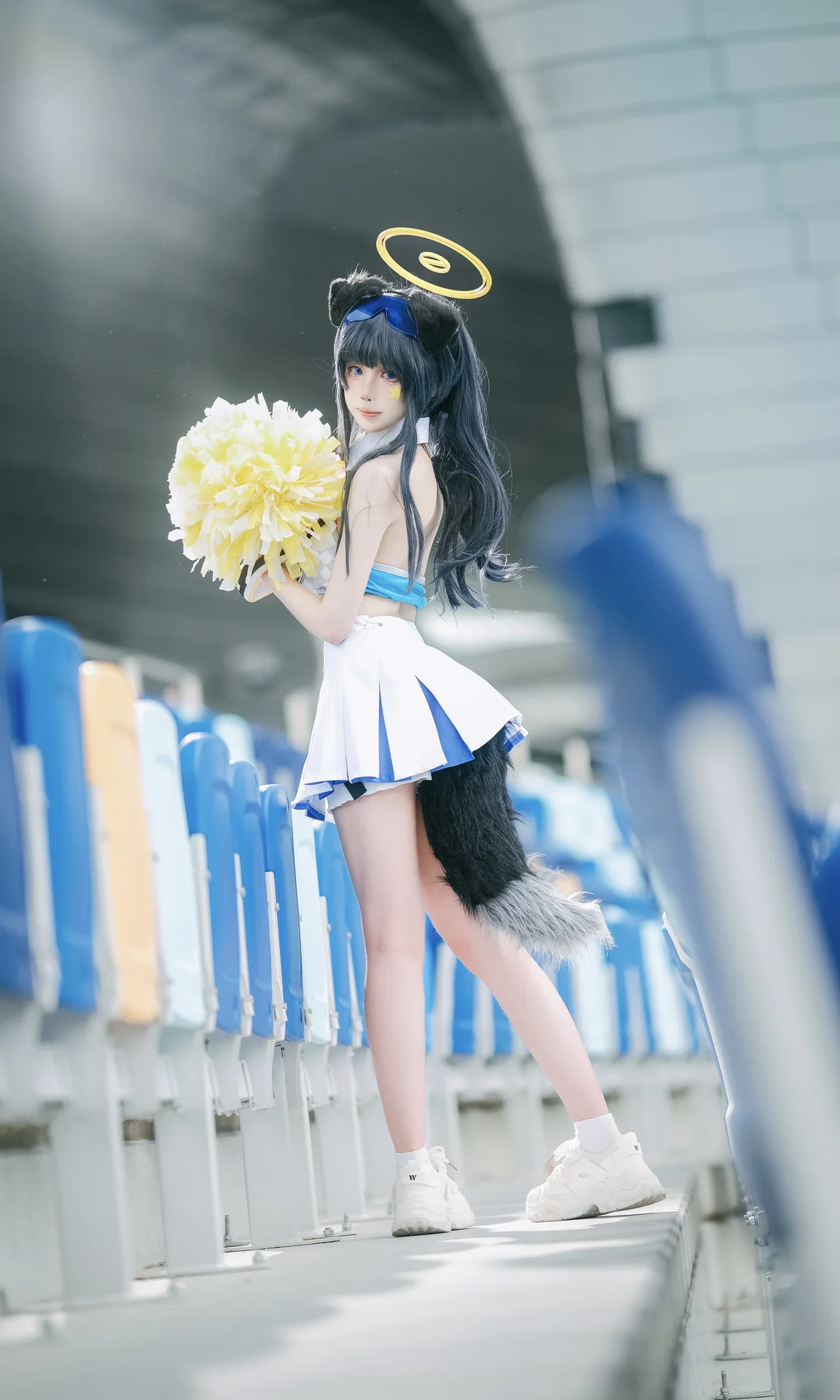【猫塚ヒビキ コスプレ】ブルーアーカイブ、スタジアムでの元気いっぱいの応援 - 1 枚目