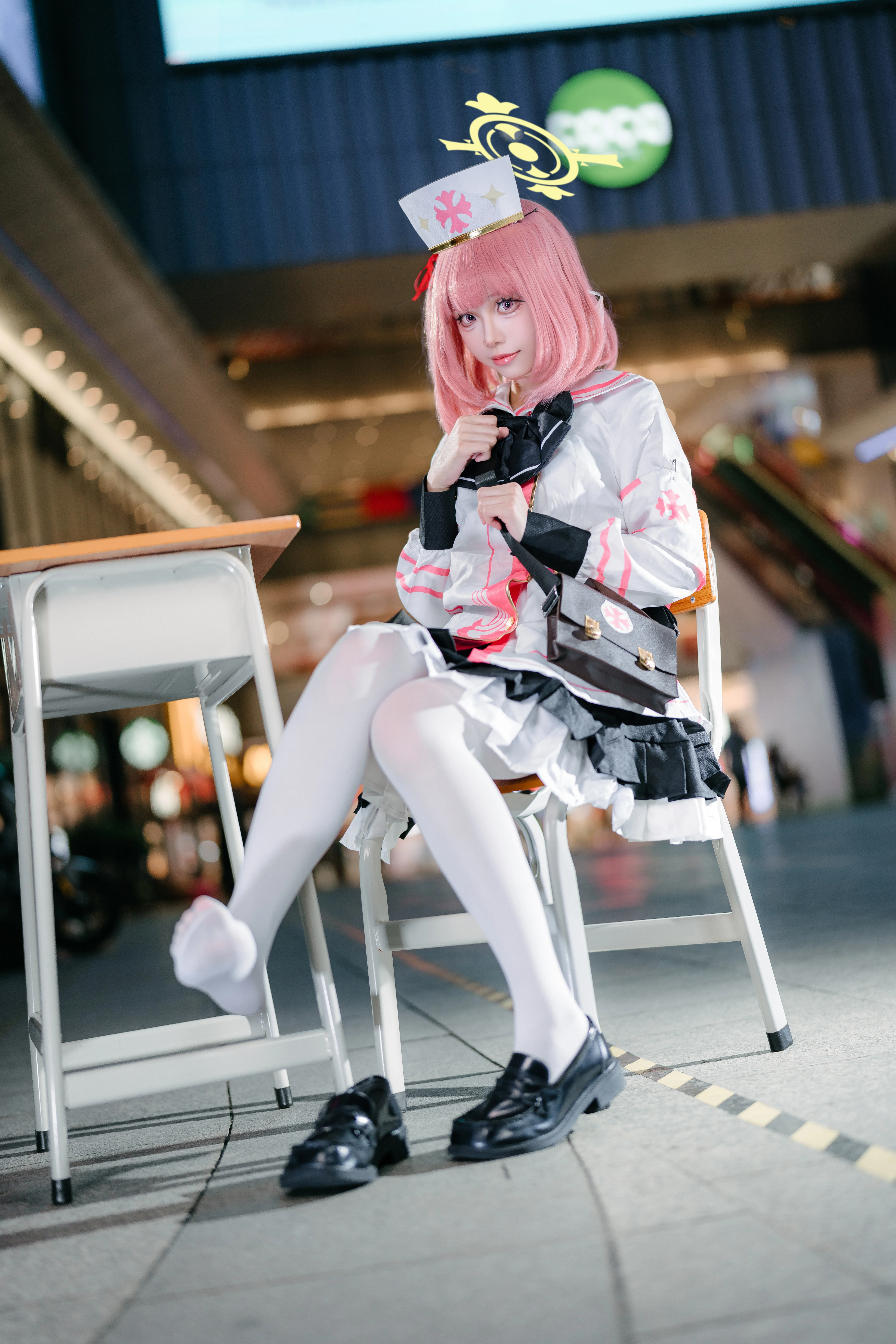 【芹娜cos】蔚藍檔案裡的三一綜合學園小護士來啦 - 第 5 張