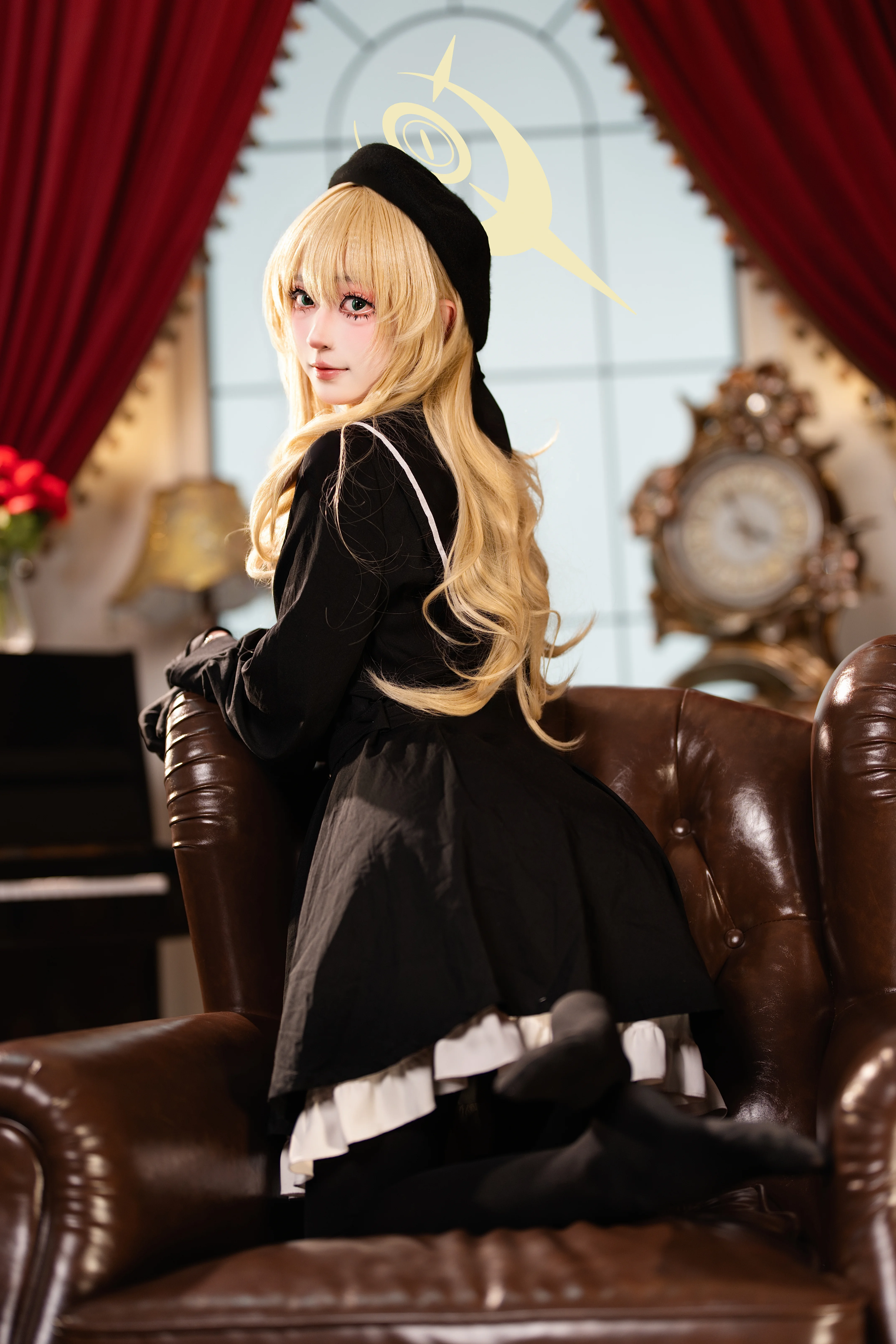 [Grinning Professor cosplay] The Mysterious Smile in Blue Archive, Doing Great Business Today Too - Image 3