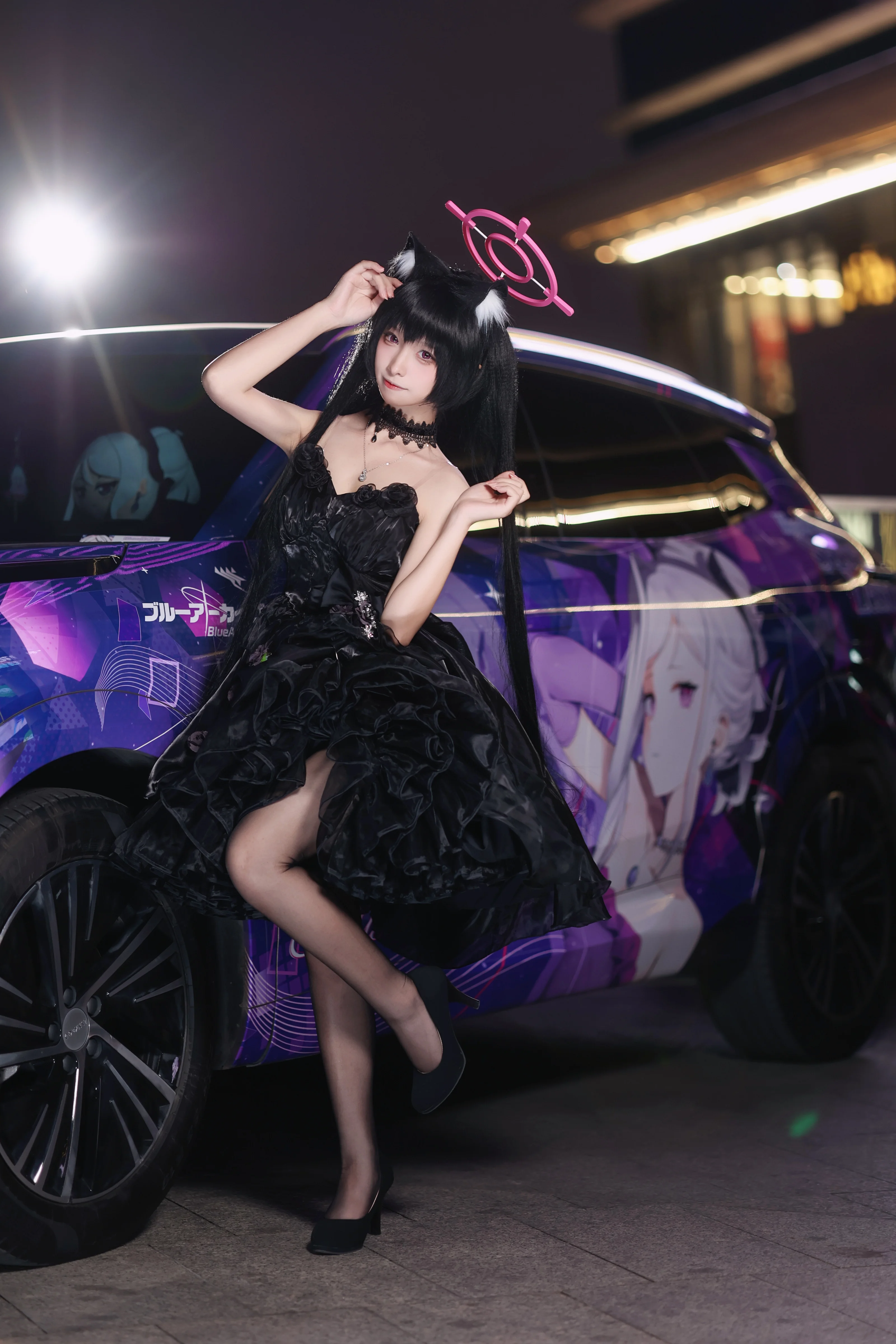 [Kuromi Serika cosplay] Blue Archive — Formal Attire and Itasha in the Night Scene