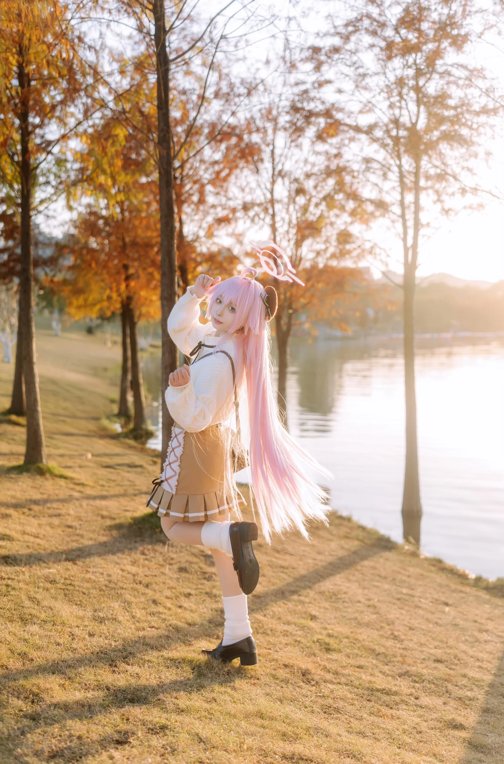 [Takanashi Hoshino cosplay] Autumn Jiulong Lake Bald Cypress and Abydos - Image 2