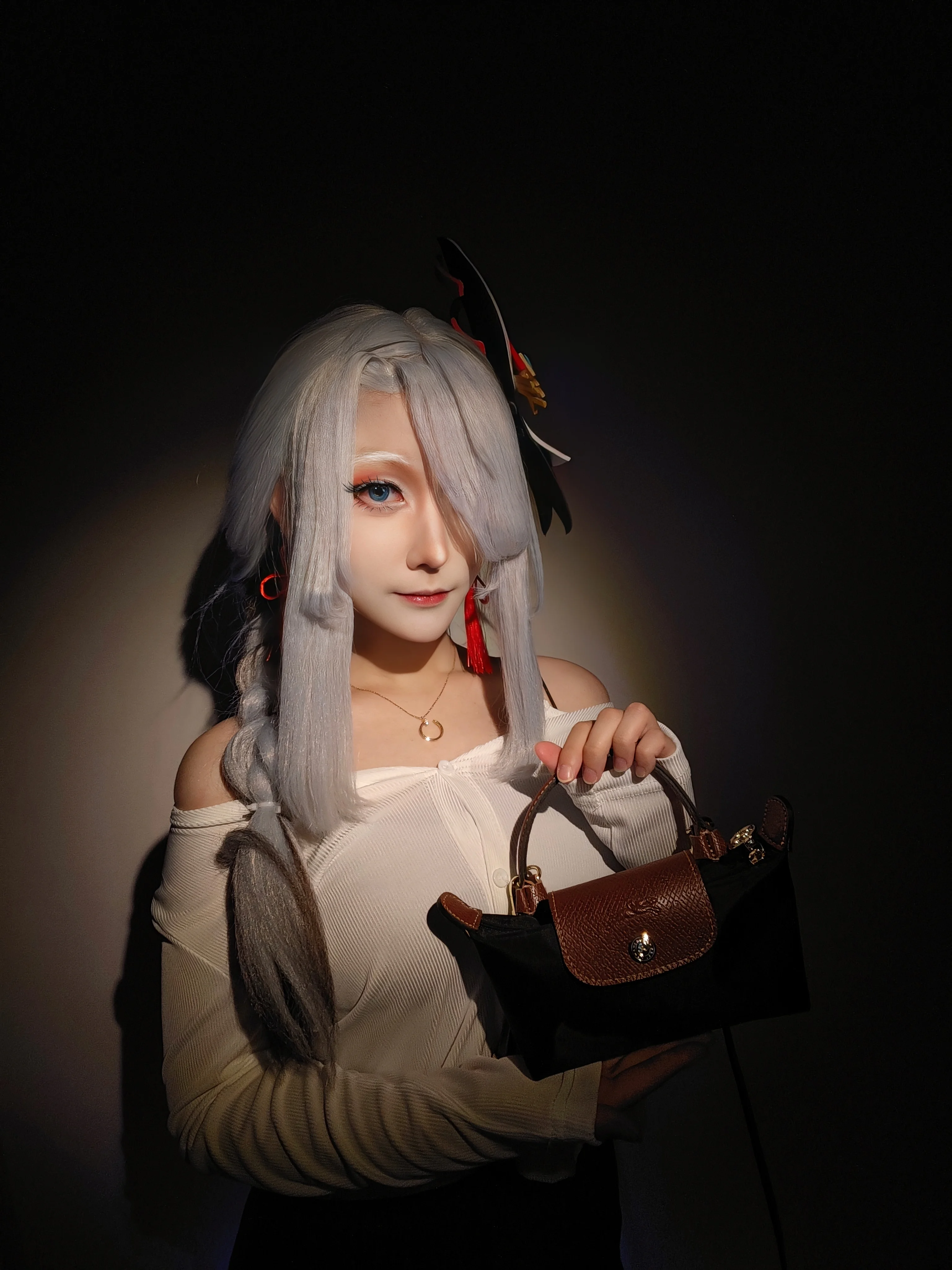 【申鶴 コスプレ】原神のクールな師姉、その優しさの一面 - 1 枚目