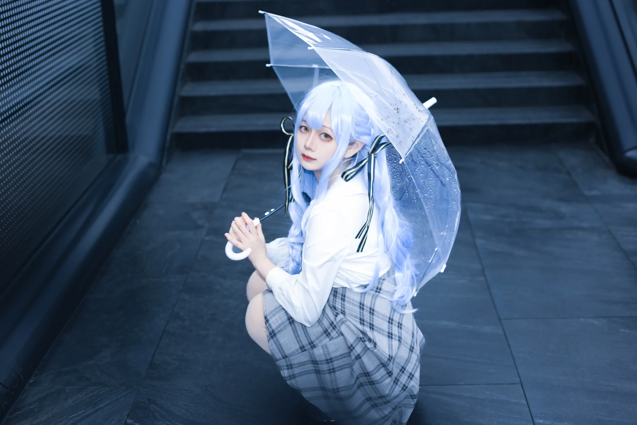 【丰川祥子cos】MyGO/AveMujica，雨中撑伞的蓝发少女 - 第 3 张