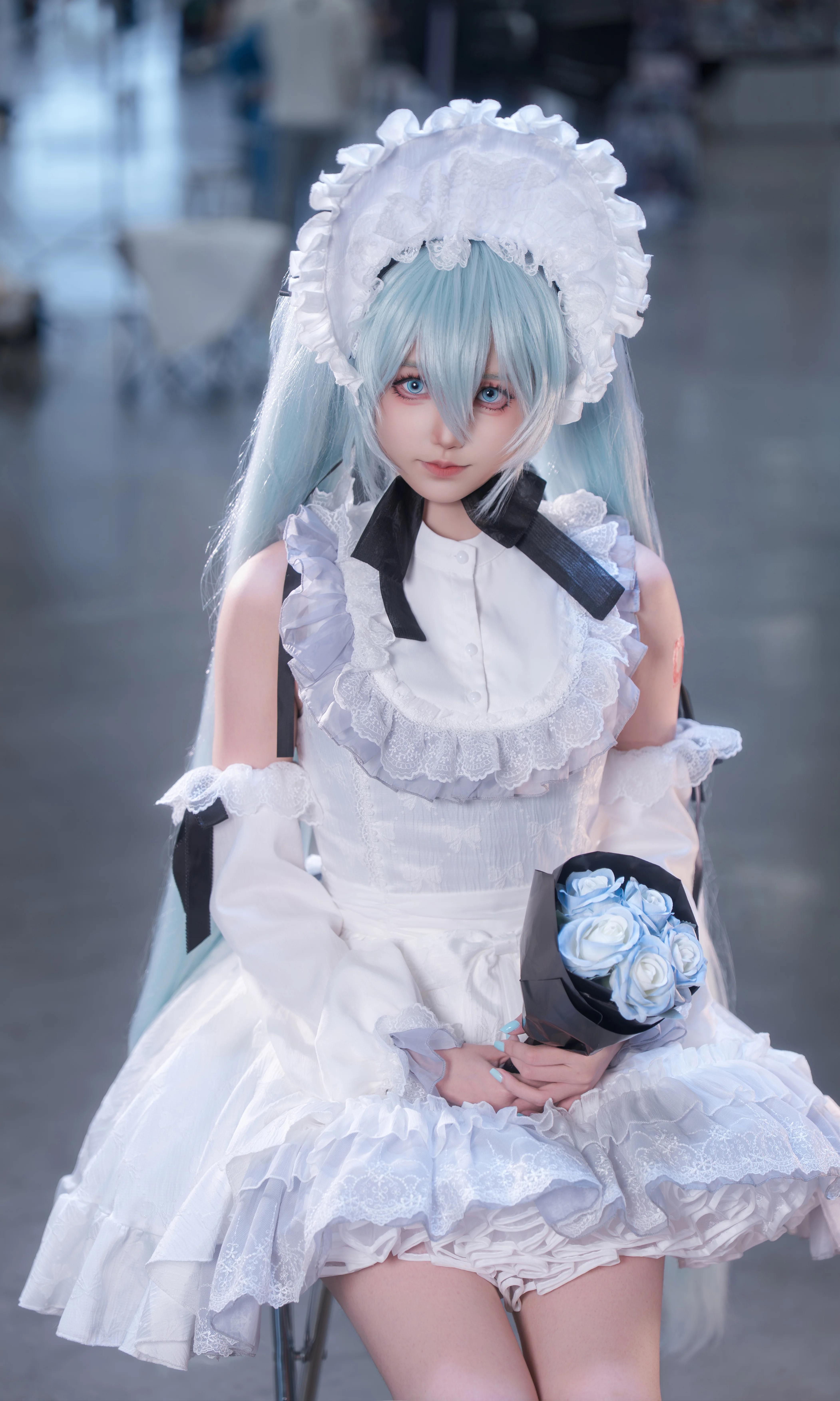 【初音未来cos】古典人偶造型的初音，纯净的白与黑 - 第 5 张