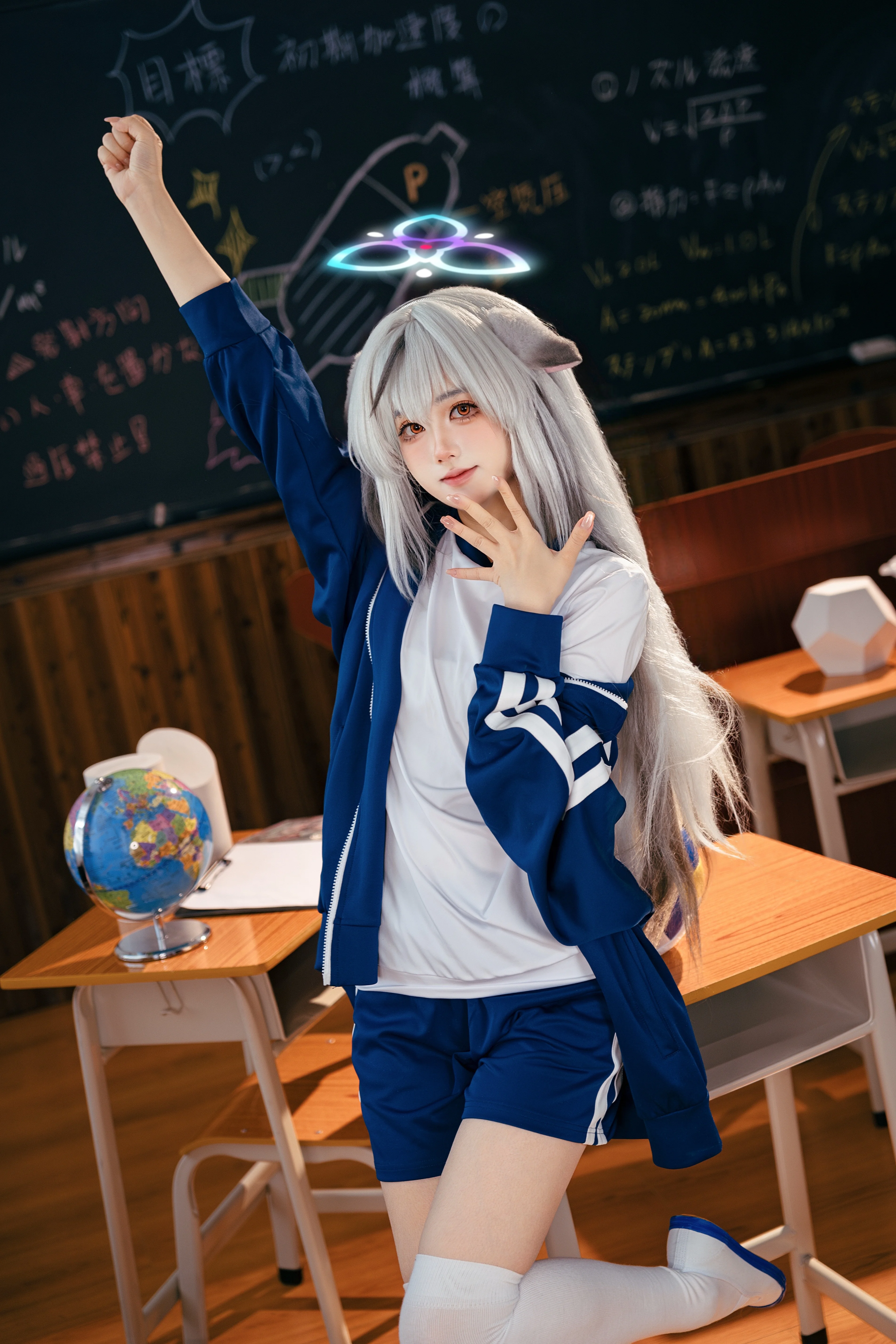 [Sunohara Kokona cosplay] Gym Uniform Kokona in Blue Archive, An Energetic Little Teacher in the Classroom