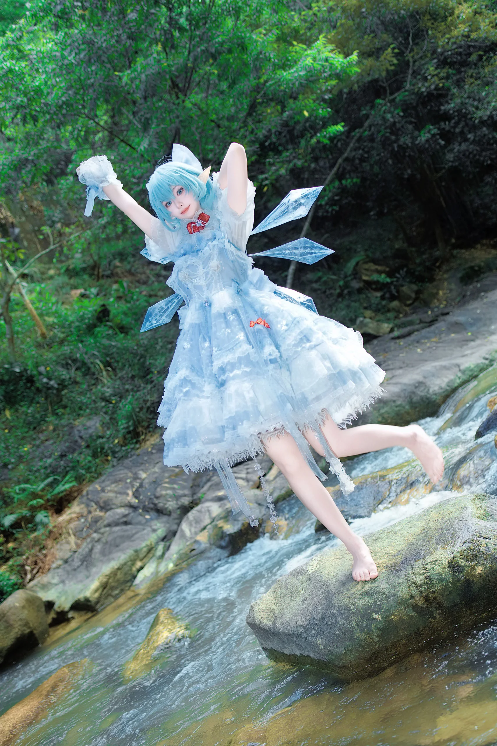 【琪露诺cos】东方Project的冰晶精灵正片