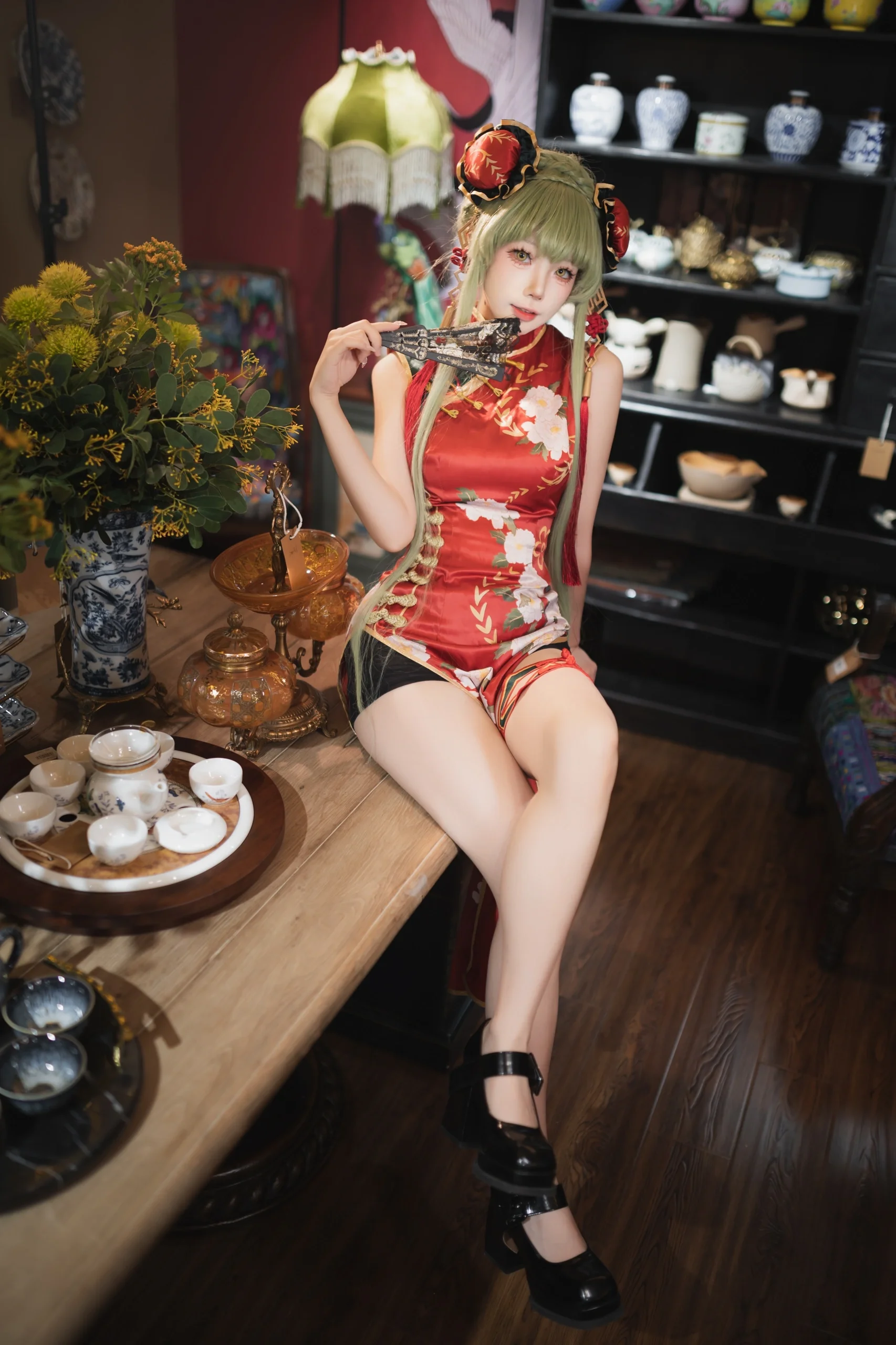 【C.C. cos】魔女旗袍的午后茶歇，鲁鲁修里的永恒魔女 - 第 2 张