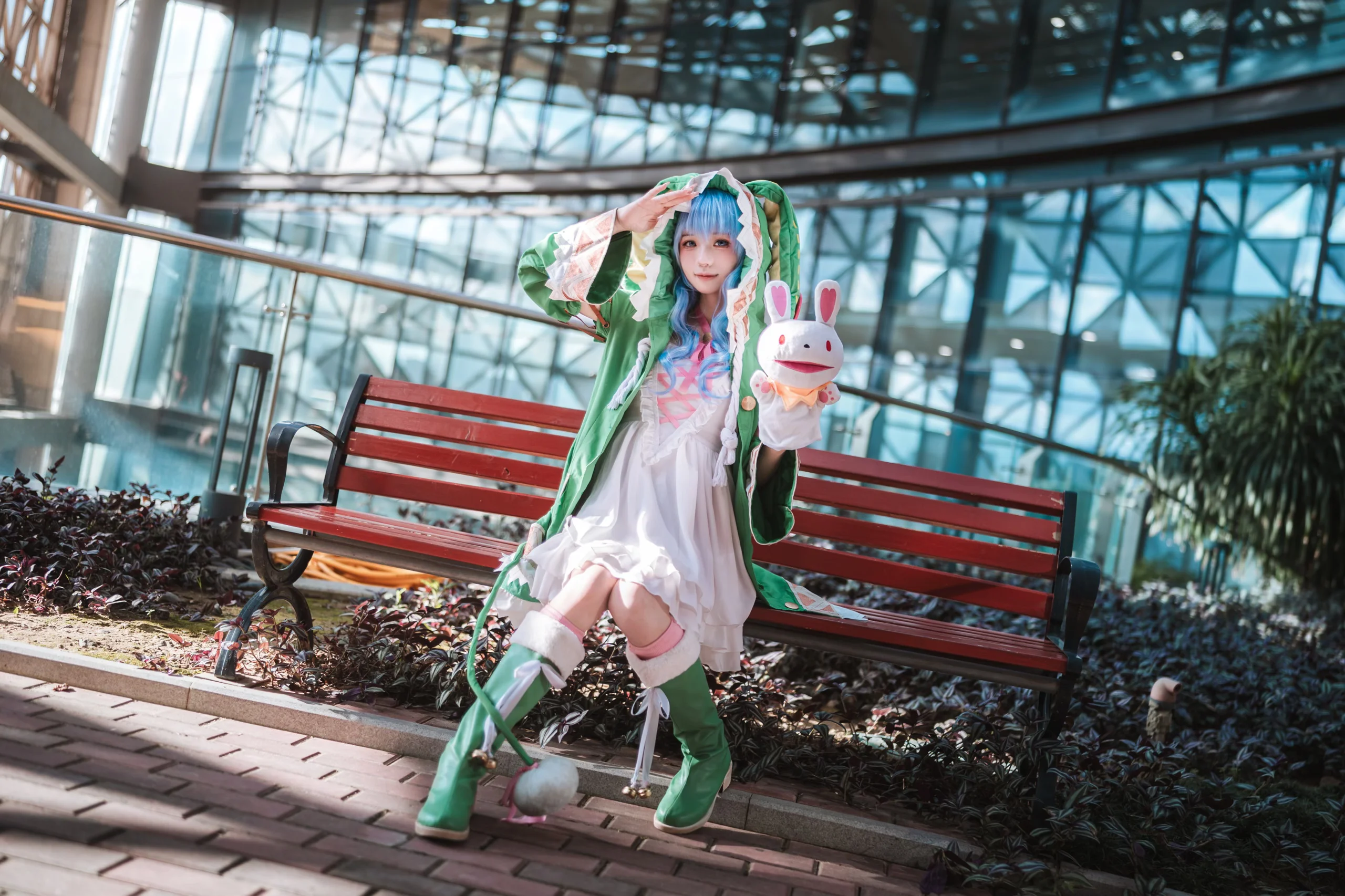 【四糸乃cos】与四糸奈一起，在玻璃穹顶下捕捉光影 - 第 8 张