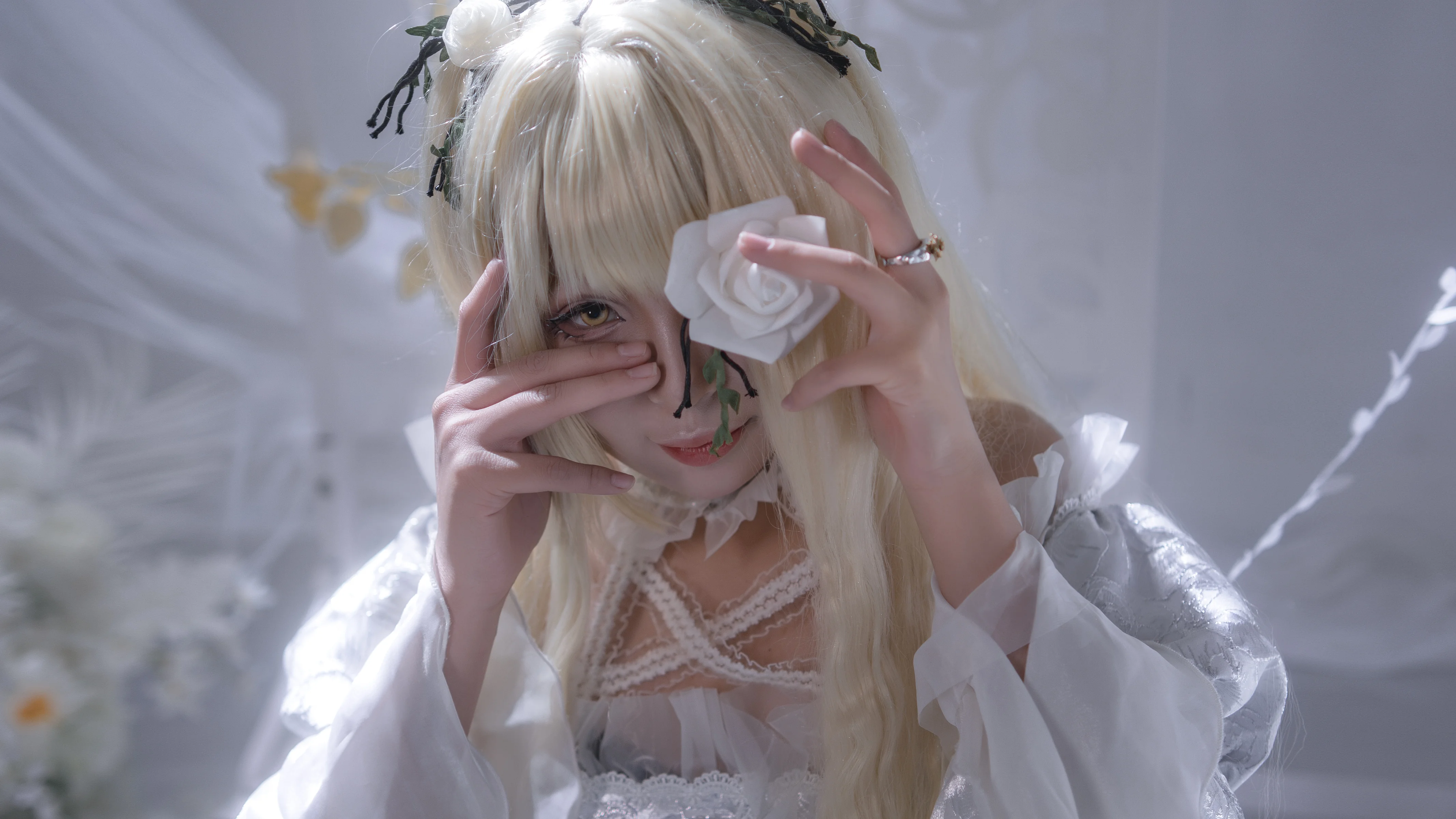 【雪华绮晶cos】蔷薇少女的白蔷薇与镜中幻影