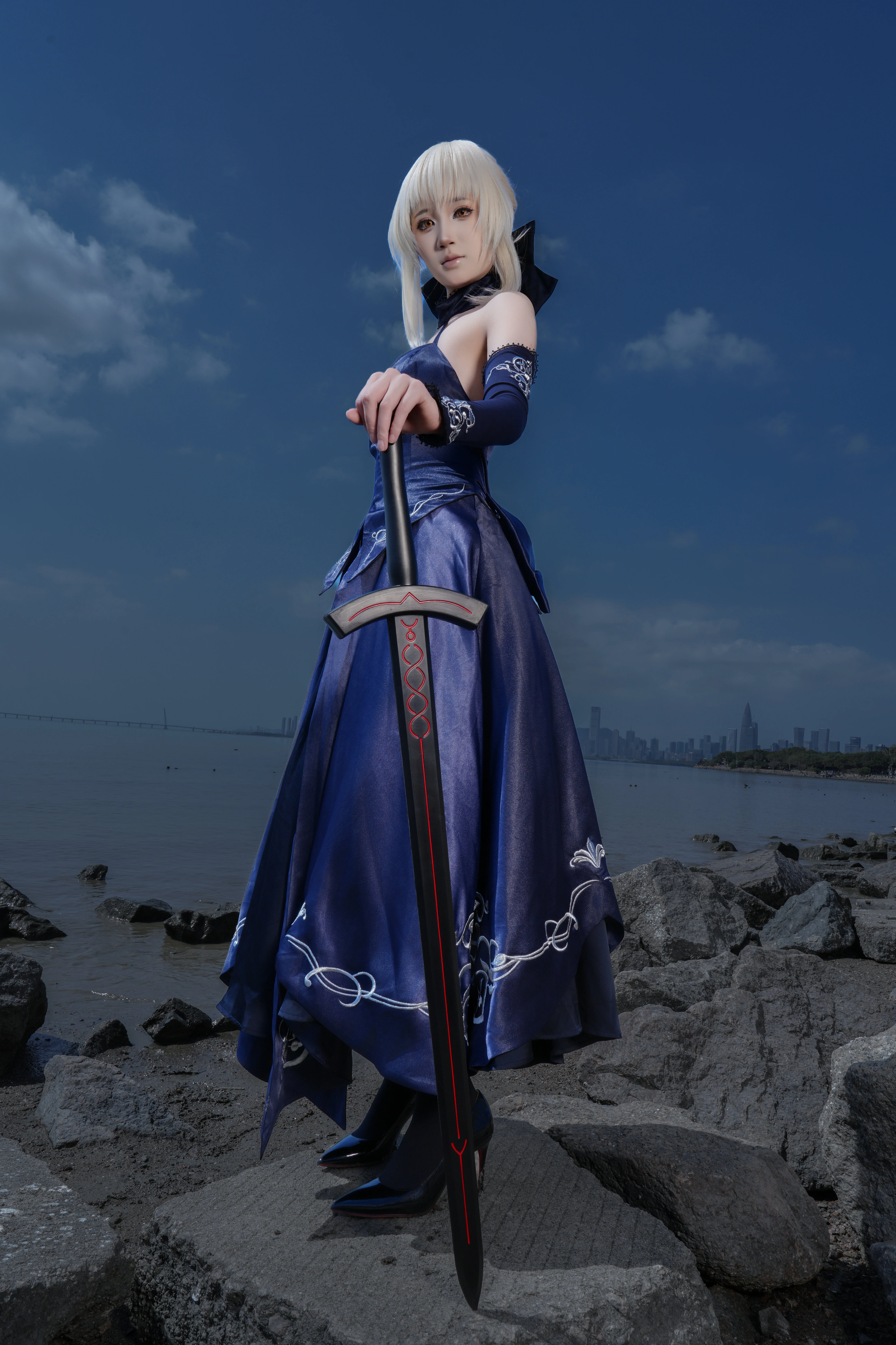 【阿尔托莉雅黑呆cos】Fate中的叛逆骑士，海边的剑影