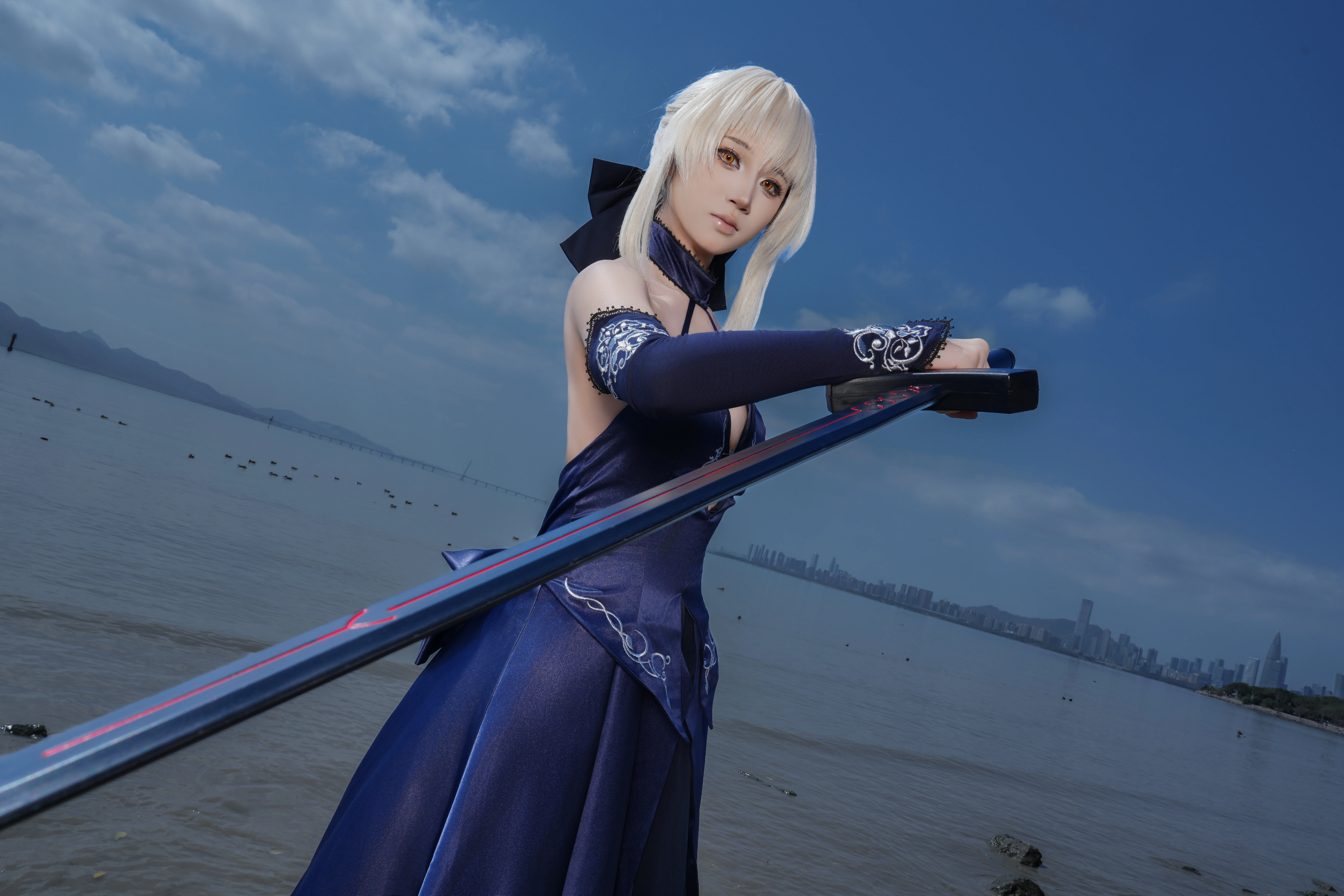 【阿尔托莉雅黑呆cos】Fate中的叛逆骑士，海边的剑影 - 第 6 张