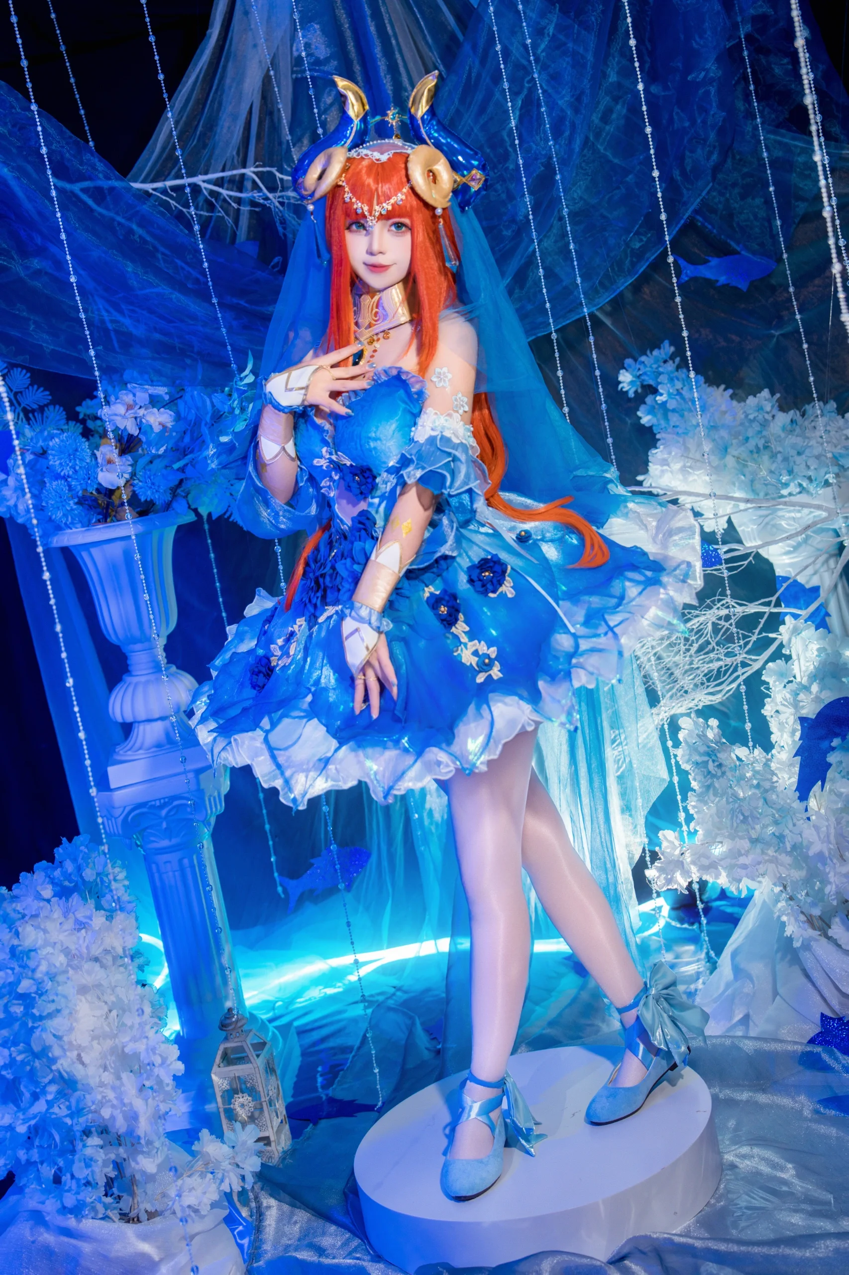 【妮露cos】原神水元素芭蕾同人，幽蓝梦幻的舞台 - 第 4 张