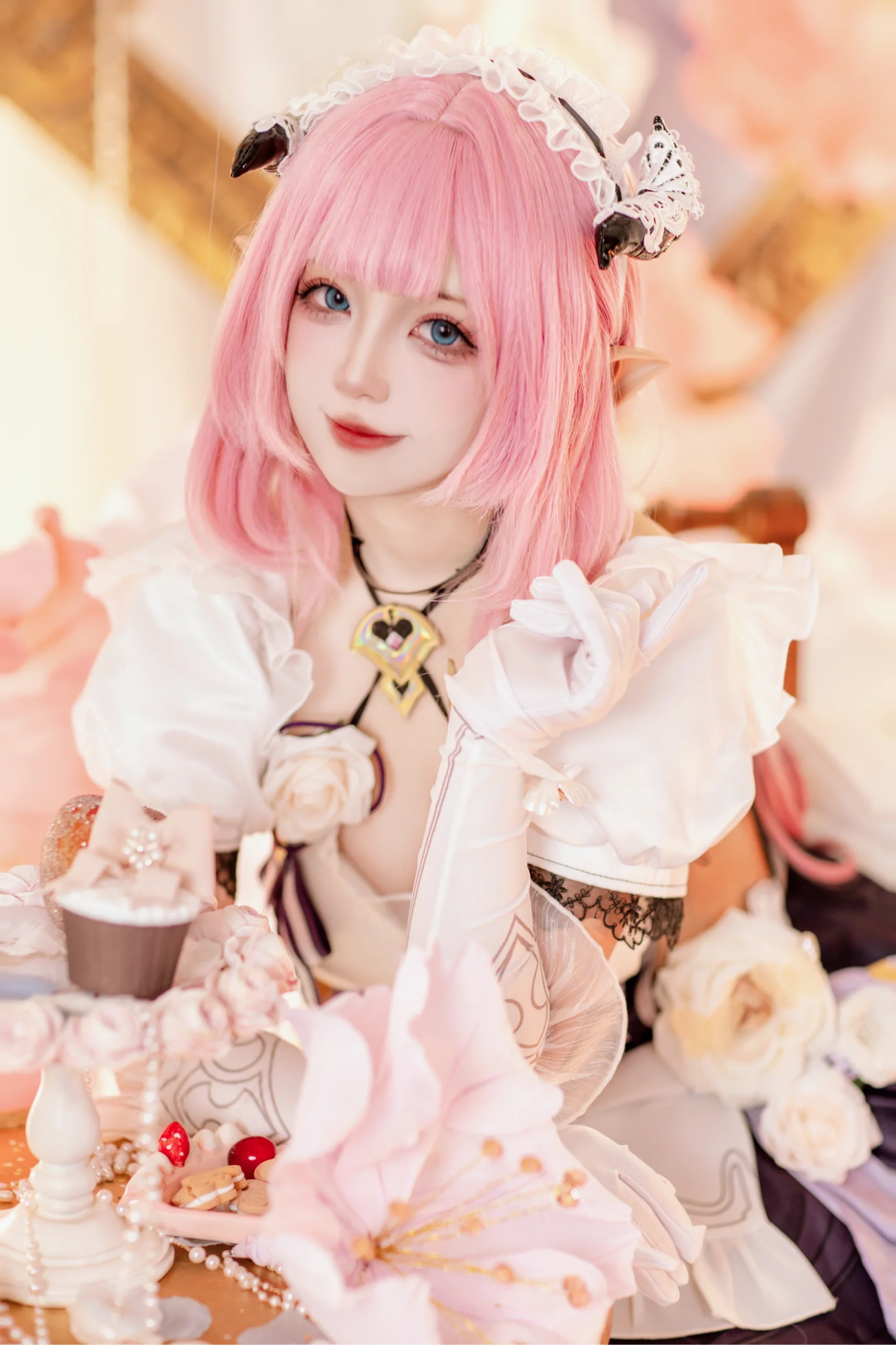 【爱莉希雅cos】粉色妖精小姐的午后茶会 - 第 3 张