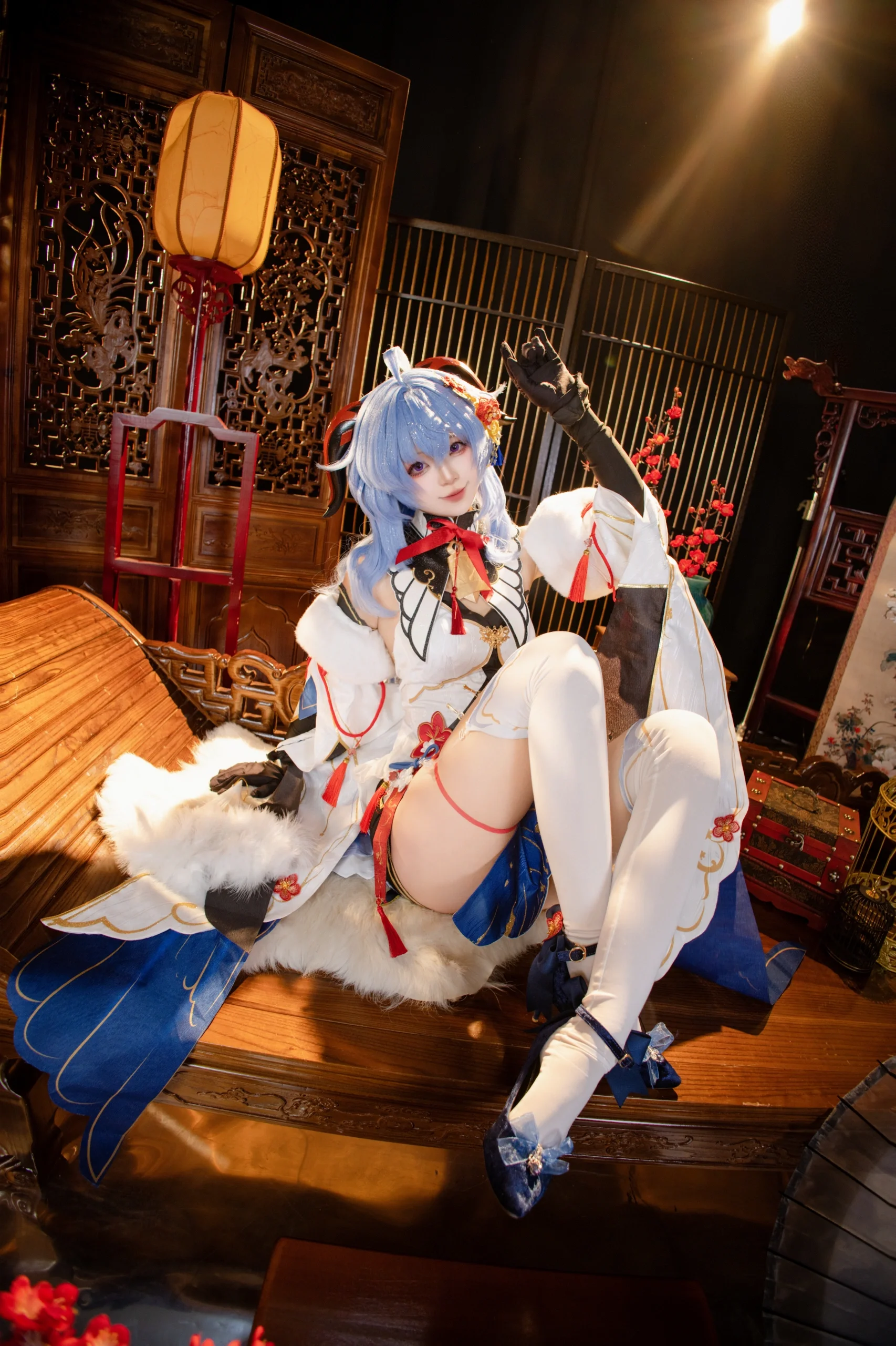 【甘雨cos】雪中红梅，倚梅回首踏雪寻梅 - 第 4 张