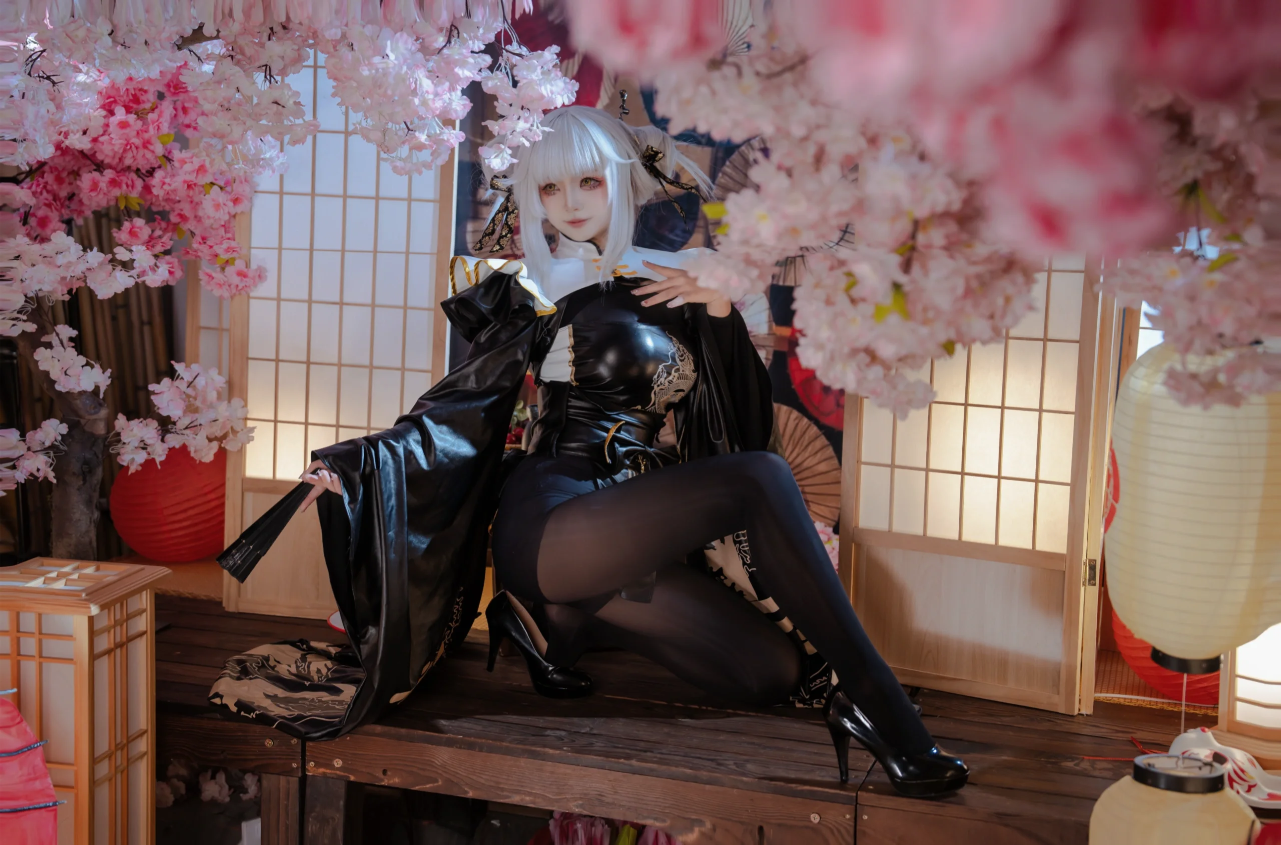 【白兔布兰儿cos】胜利女神NIKKE，指挥官请查收今日份的优雅 - 第 3 张