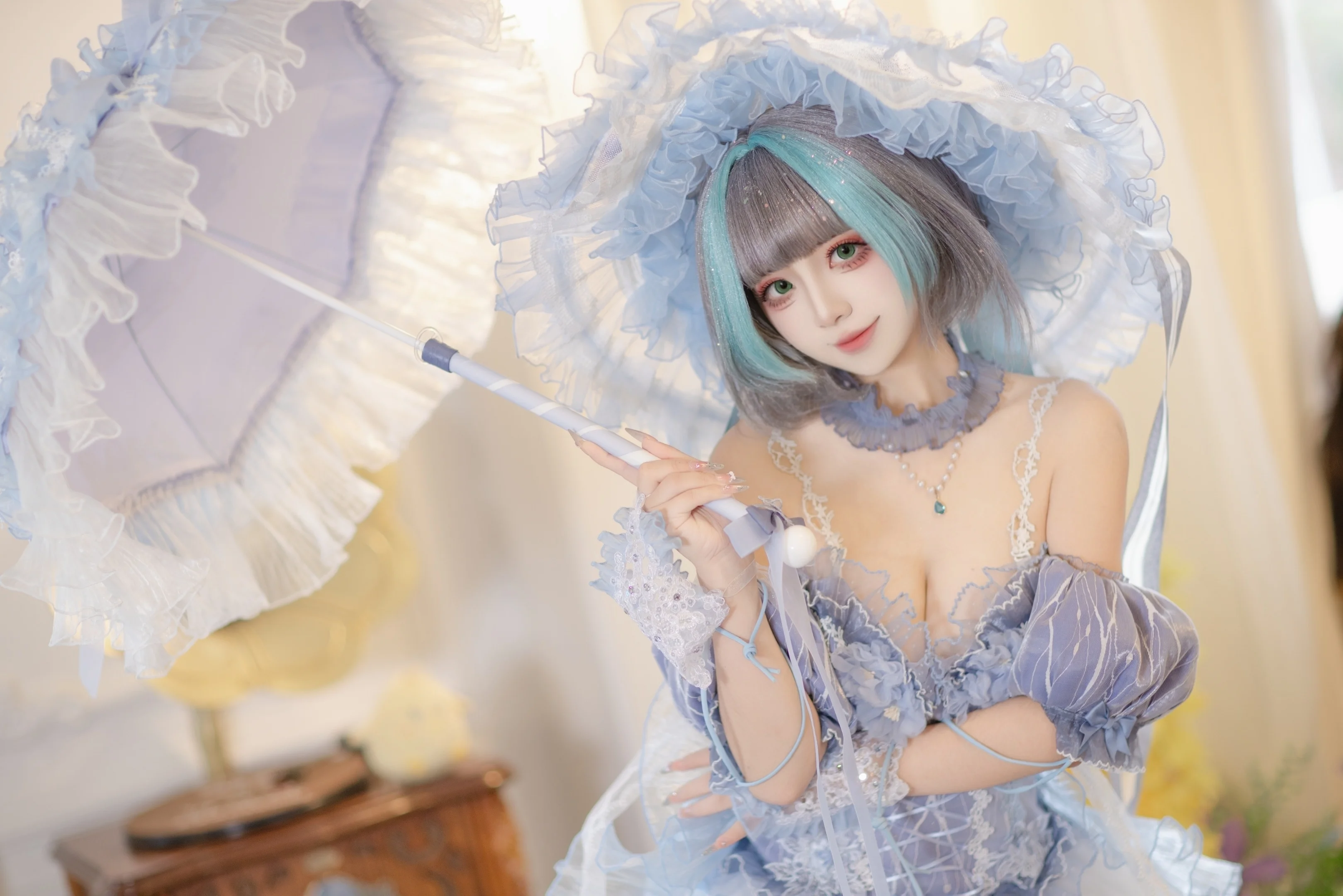 【柴郡cos】在繁花间捕捉《碧蓝航线》里的优雅瞬间 - 第3张