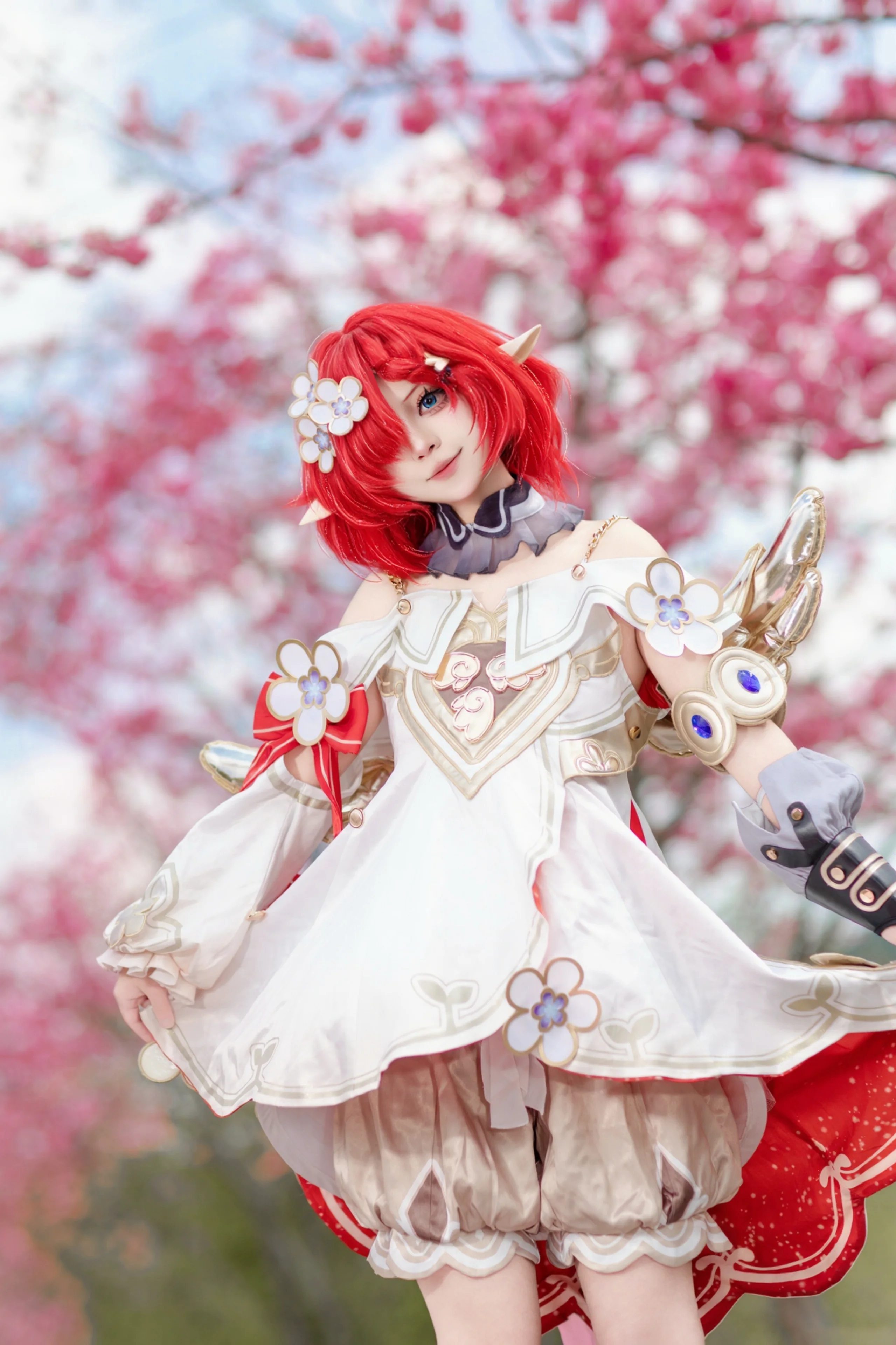 [Tighnari cosplay] Fenglongwan Cherry Blossom Little Train, a Real-Life Version Platform of Honkai: Star Rail - Image 5