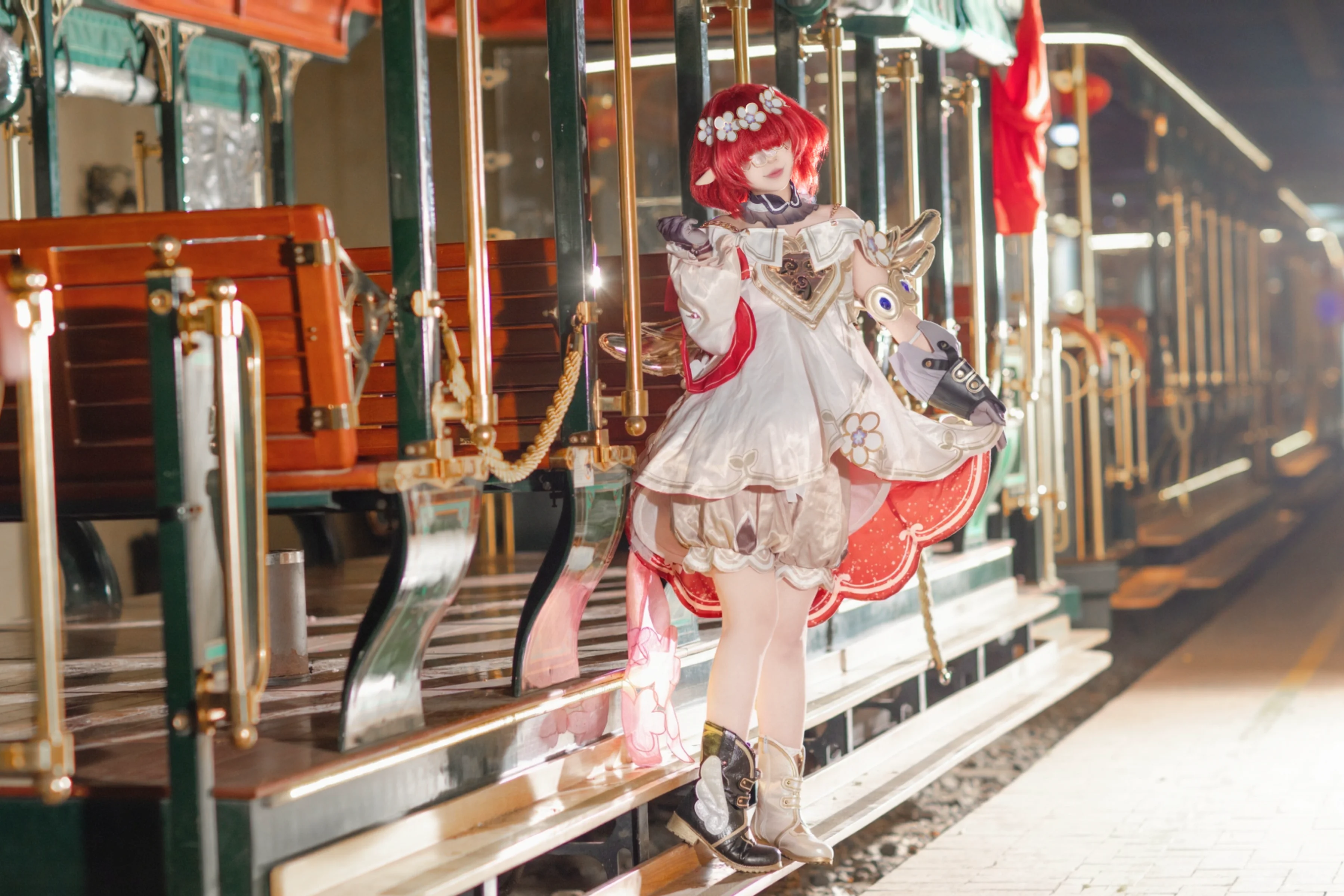 [Tighnari cosplay] Fenglongwan Cherry Blossom Little Train, a Real-Life Version Platform of Honkai: Star Rail - Image 9