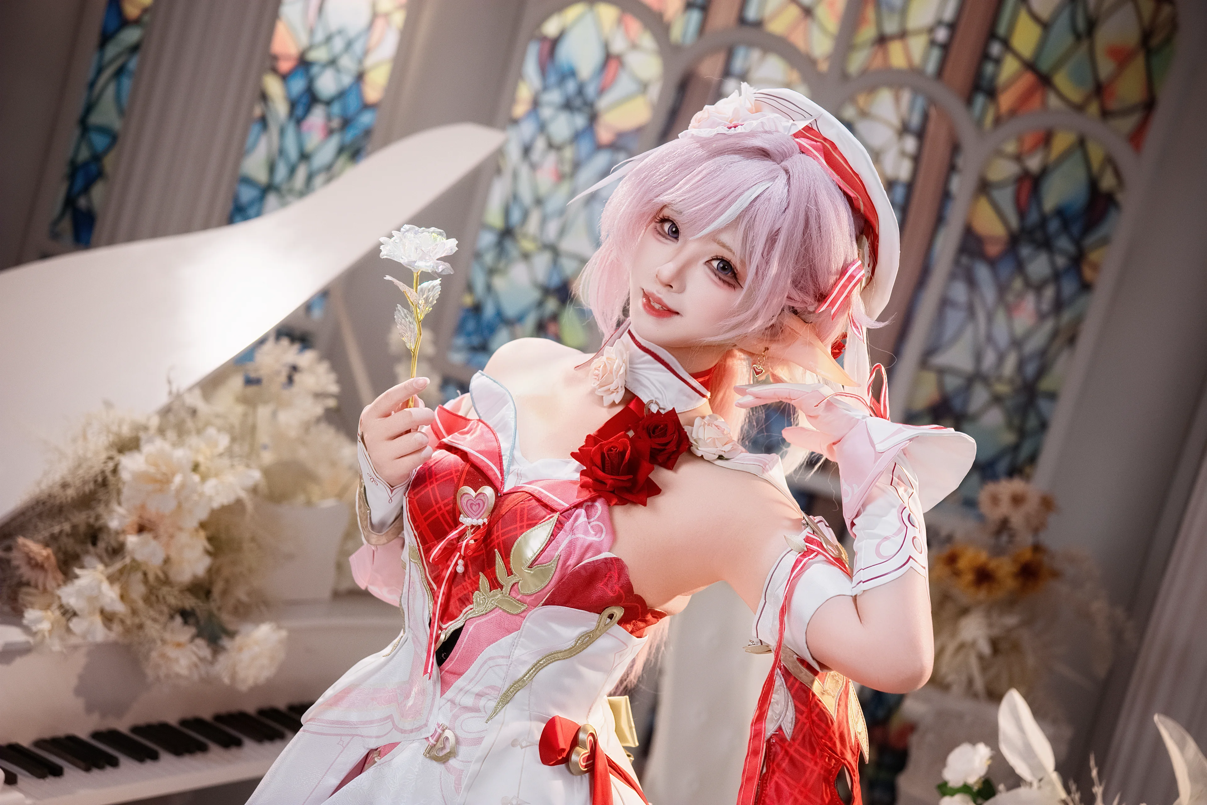 【爱莉希雅cos】崩坏3里的粉色妖精与彩绘玻璃窗 - 第 5 张