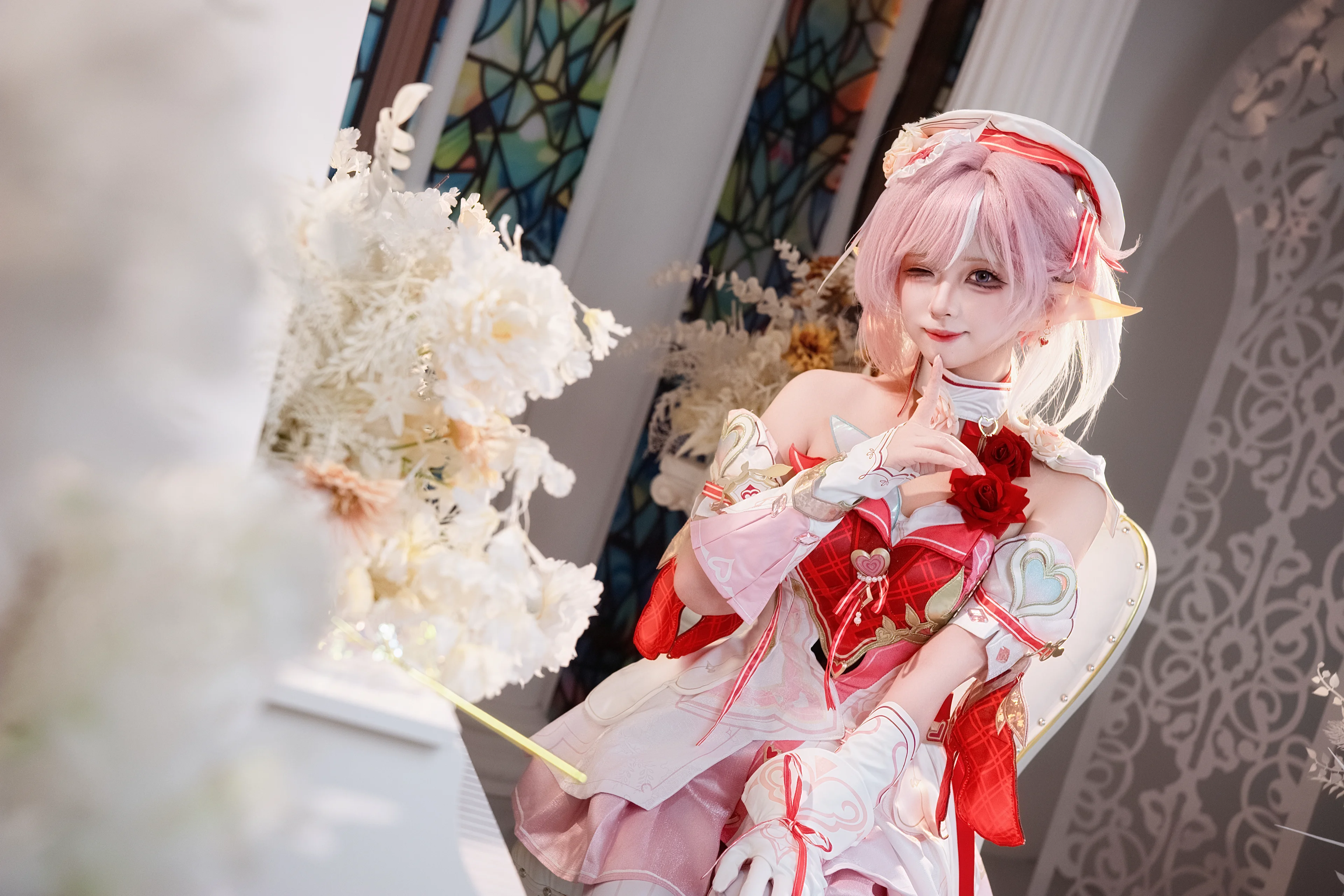 【爱莉希雅cos】崩坏3里的粉色妖精与彩绘玻璃窗 - 第 7 张