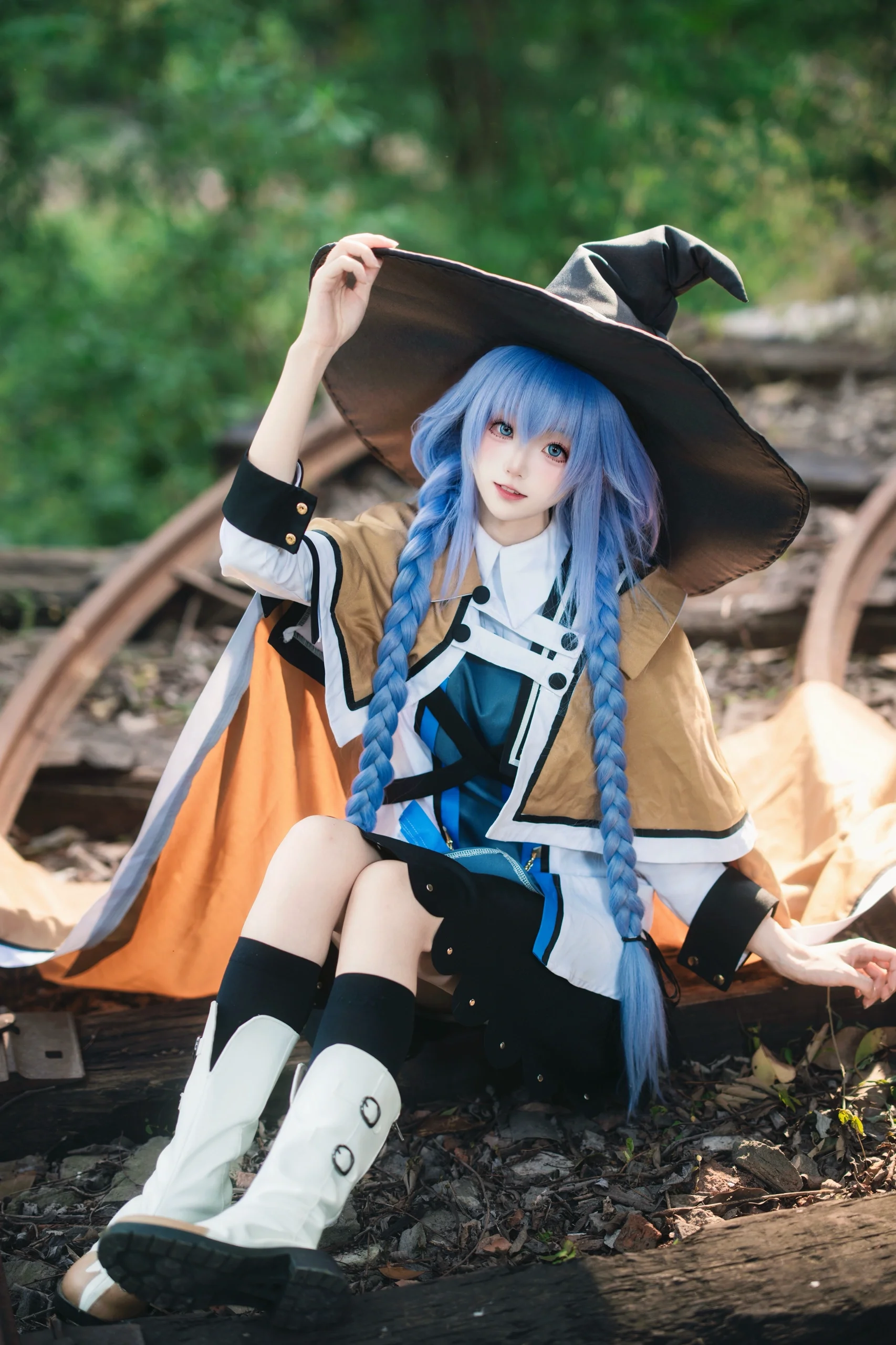 [Roxy cosplay] The Blue-Haired Witch on a Journey in Mushoku Tensei: Jobless Reincarnation - Image 1