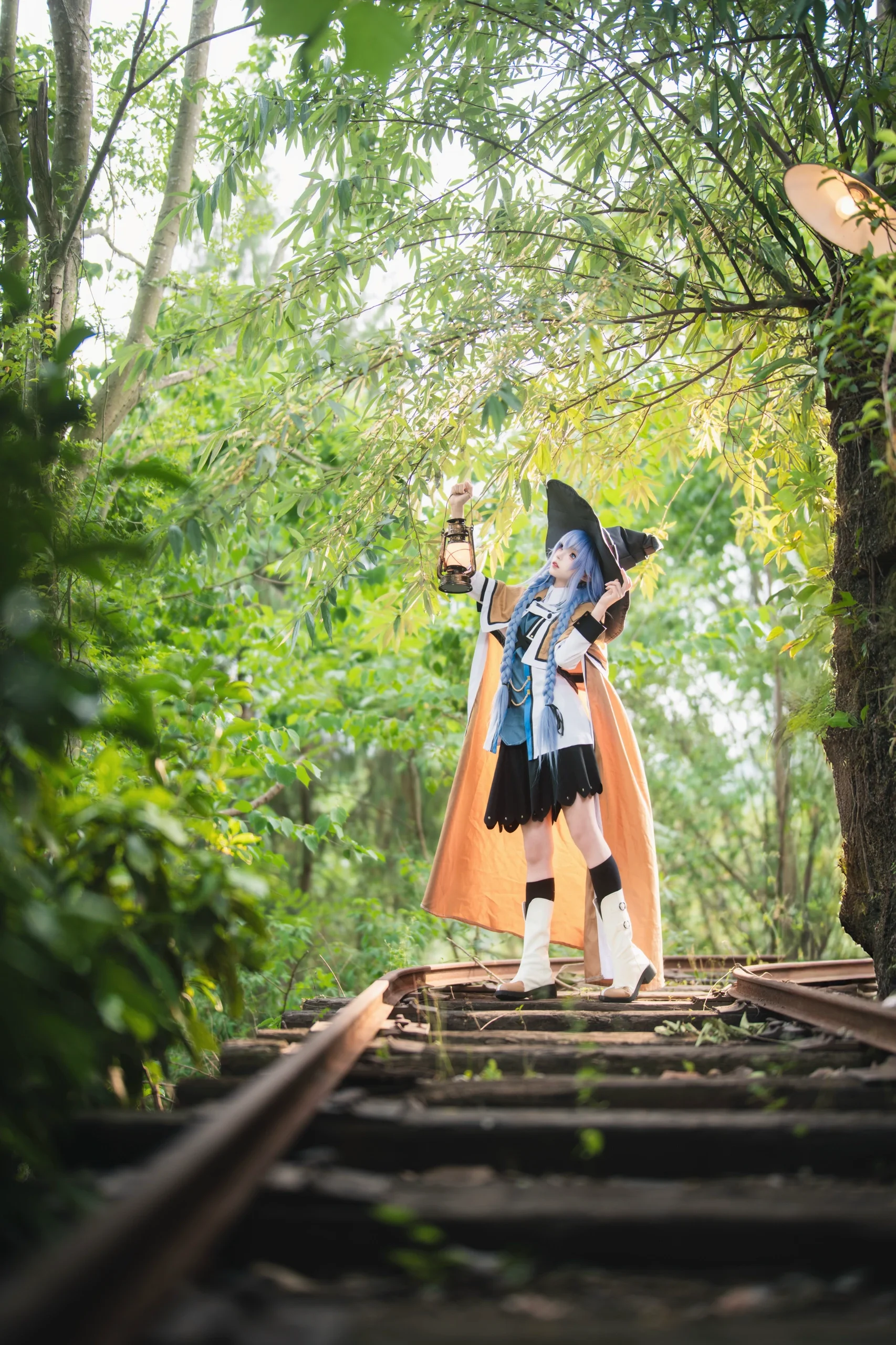 [Roxy cosplay] The Blue-Haired Witch on a Journey in Mushoku Tensei: Jobless Reincarnation - Image 6