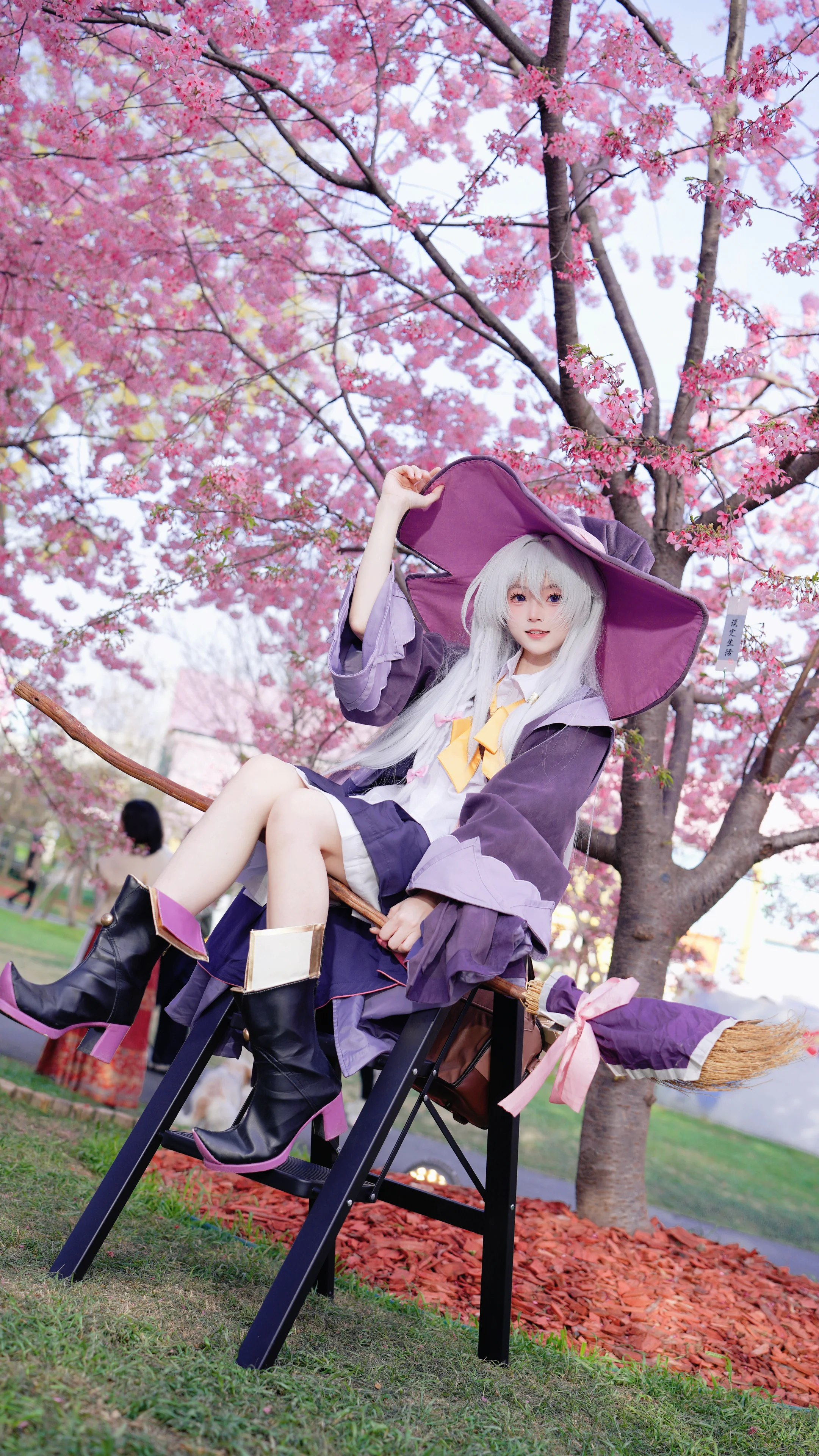 【伊蕾娜cos】魔女之旅，樱花树下的灰之魔女 - 第 1 张