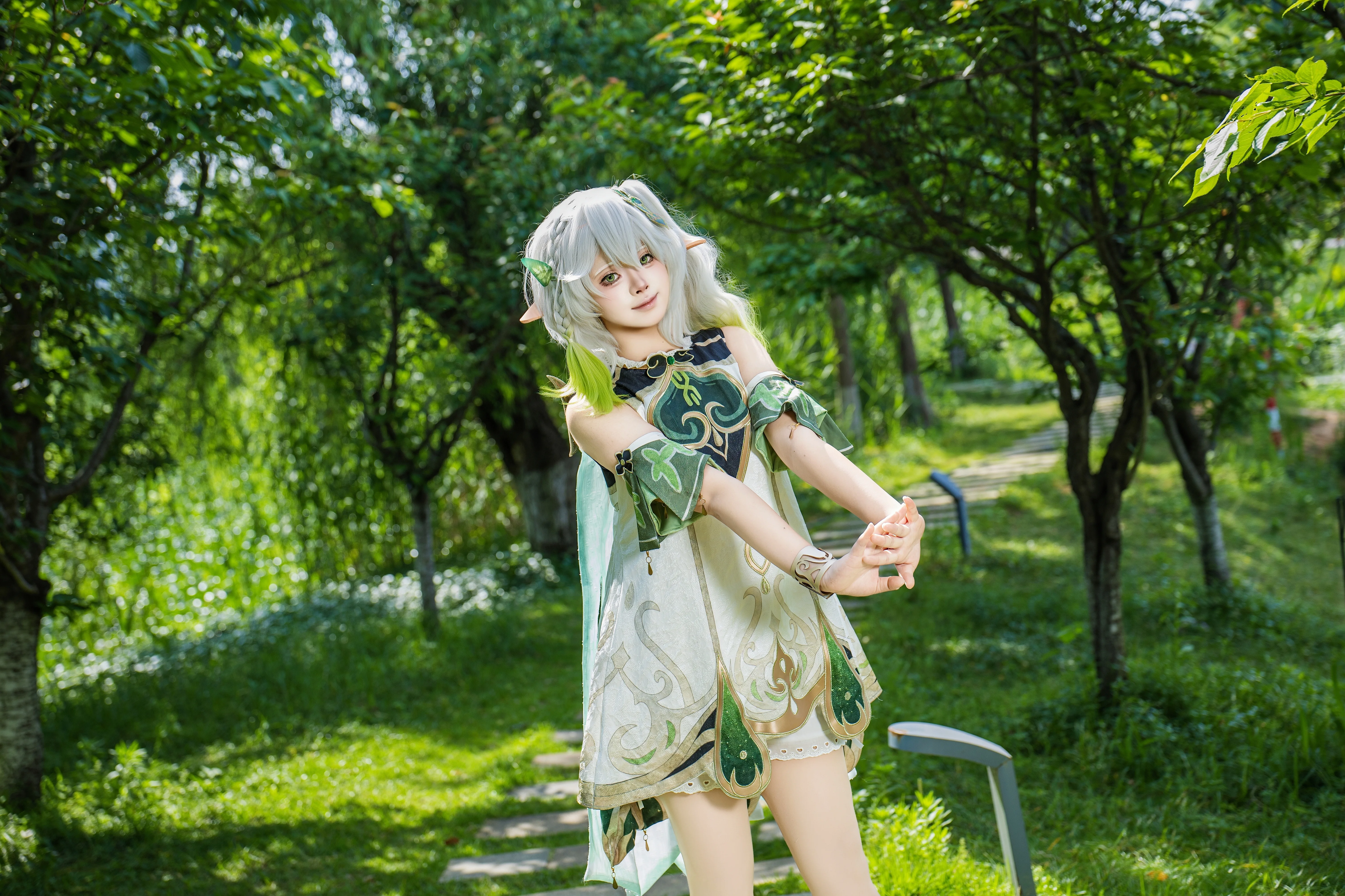 【纳西妲cos】林间光影下的草神，原神纳西妲正片分享 - 第 3 张
