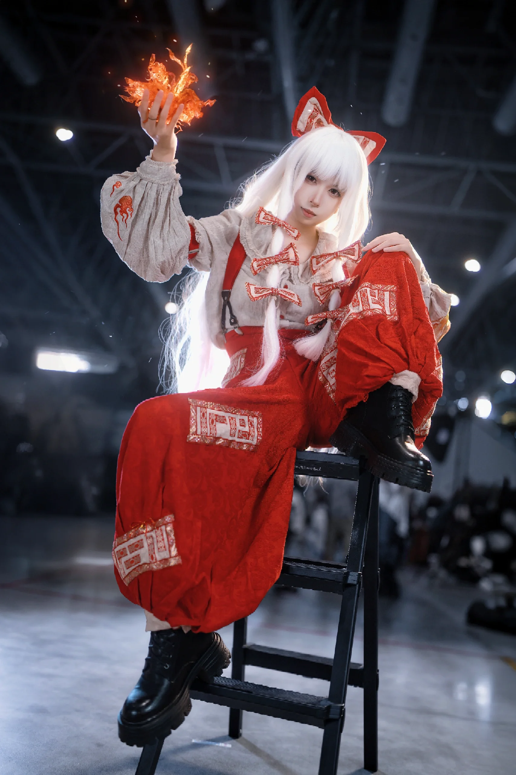 藤原妹红cos：东方Project的不死红烟，ANE现场直出