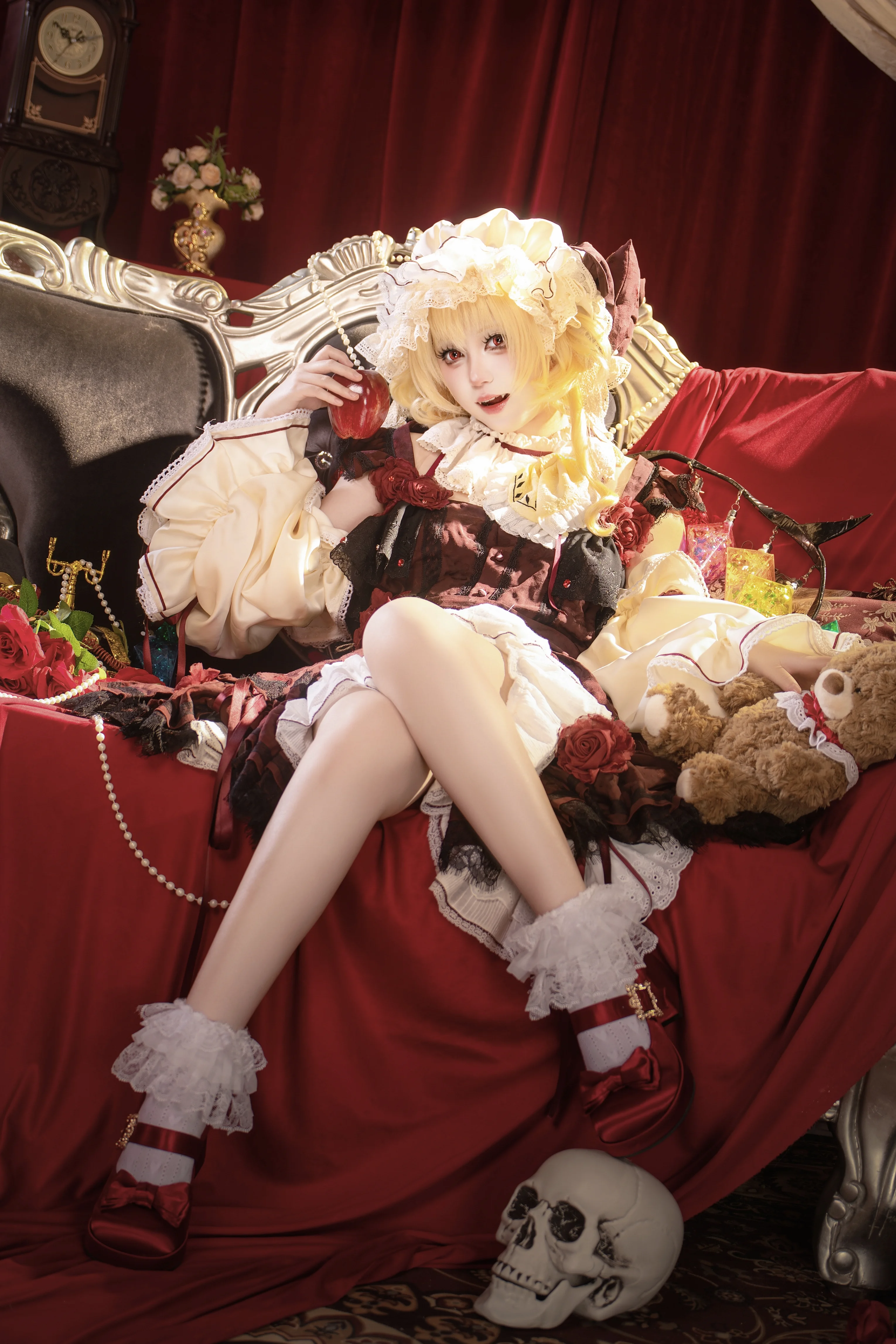 【芙蘭朵露cos】紅魔館地下室的小惡魔，來嚐嚐這枚紅蘋果吧 - 第 1 張