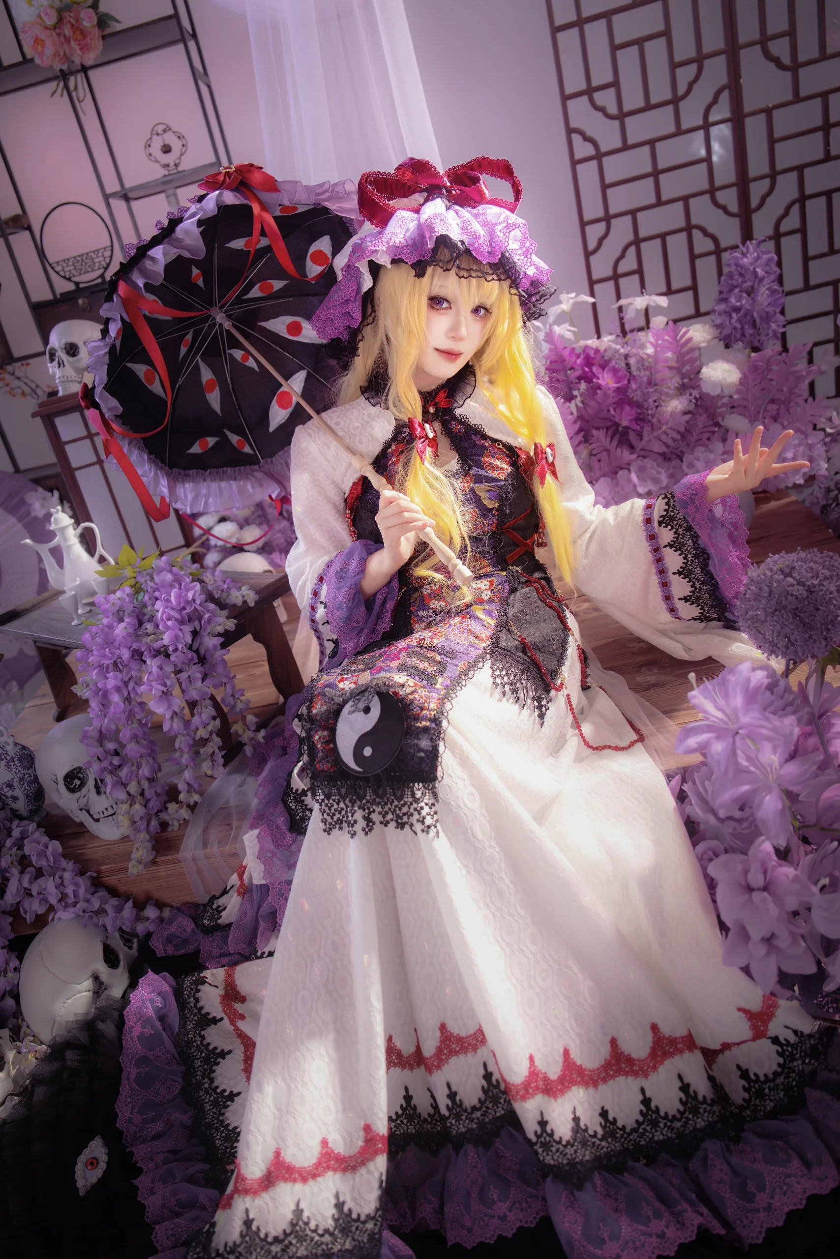 【八雲紫cos】東方Project，隙間中的紫華與神秘意境 - 第 7 張